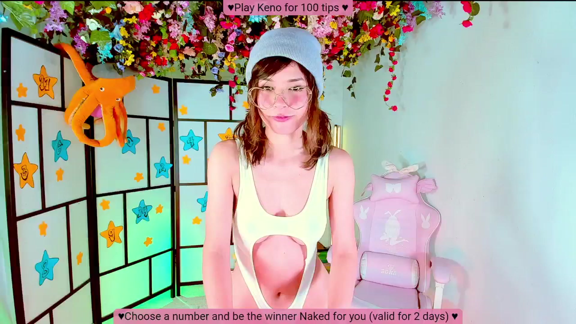 Gallery image thumbnail from Agostinha_Red's myfreecams stream on, 11/15/2024, 21:43 image 5 of 20