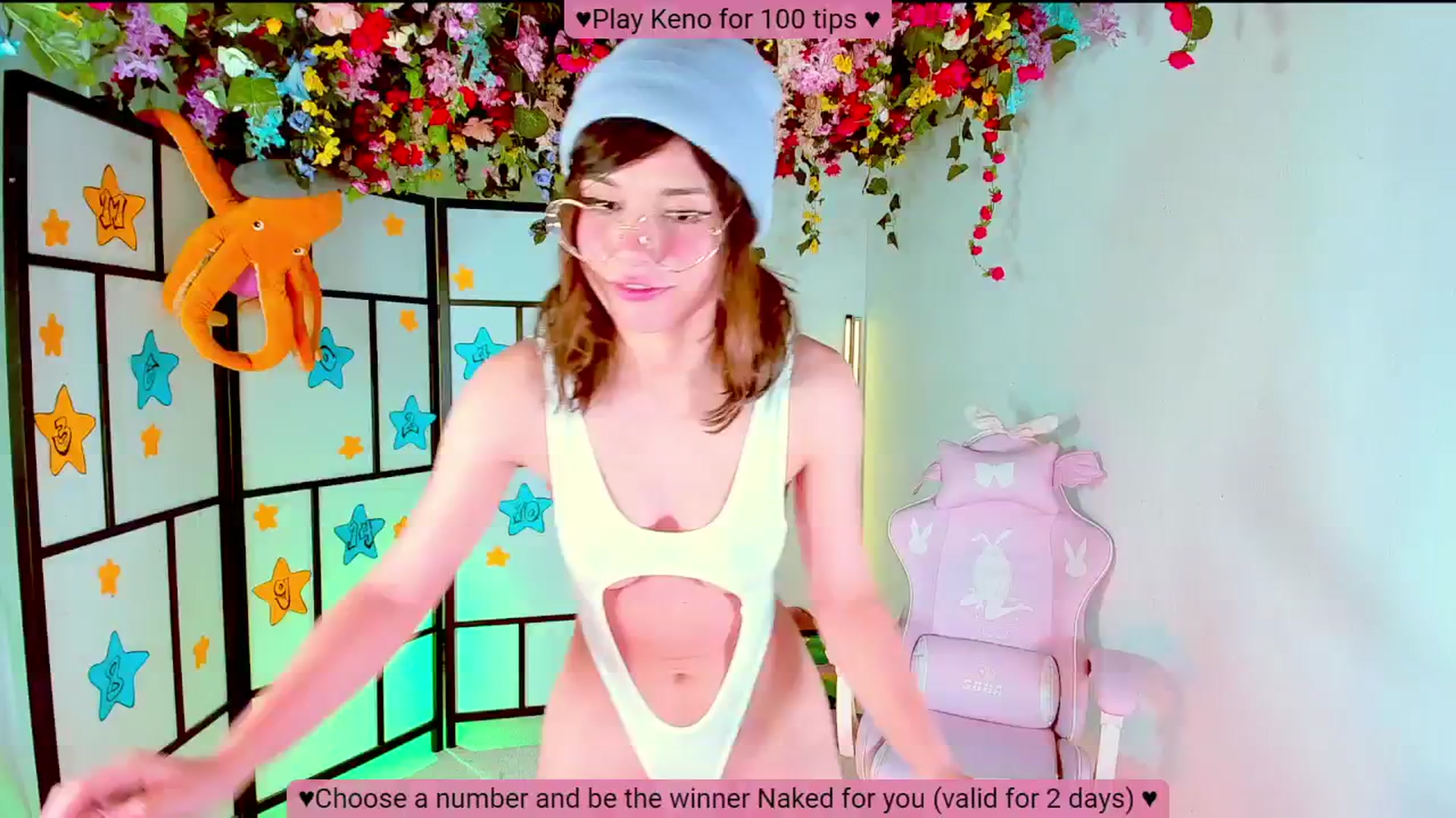 Gallery image thumbnail from Agostinha_Red's myfreecams stream on, 11/15/2024, 21:43 image 4 of 20