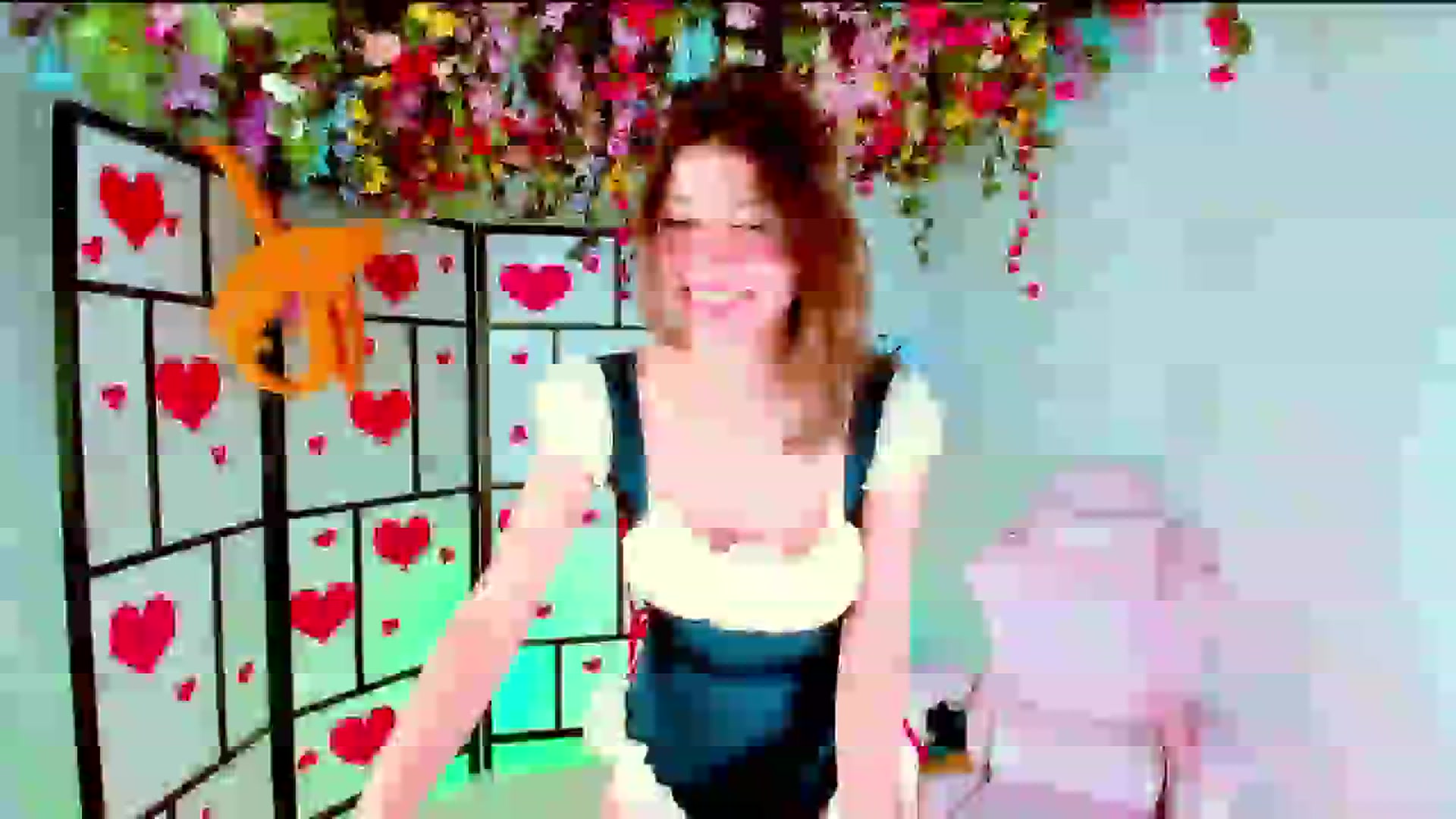Gallery image thumbnail from Agostinha_Red's myfreecams stream on, 11/19/2024, 16:59 image 1 of 20