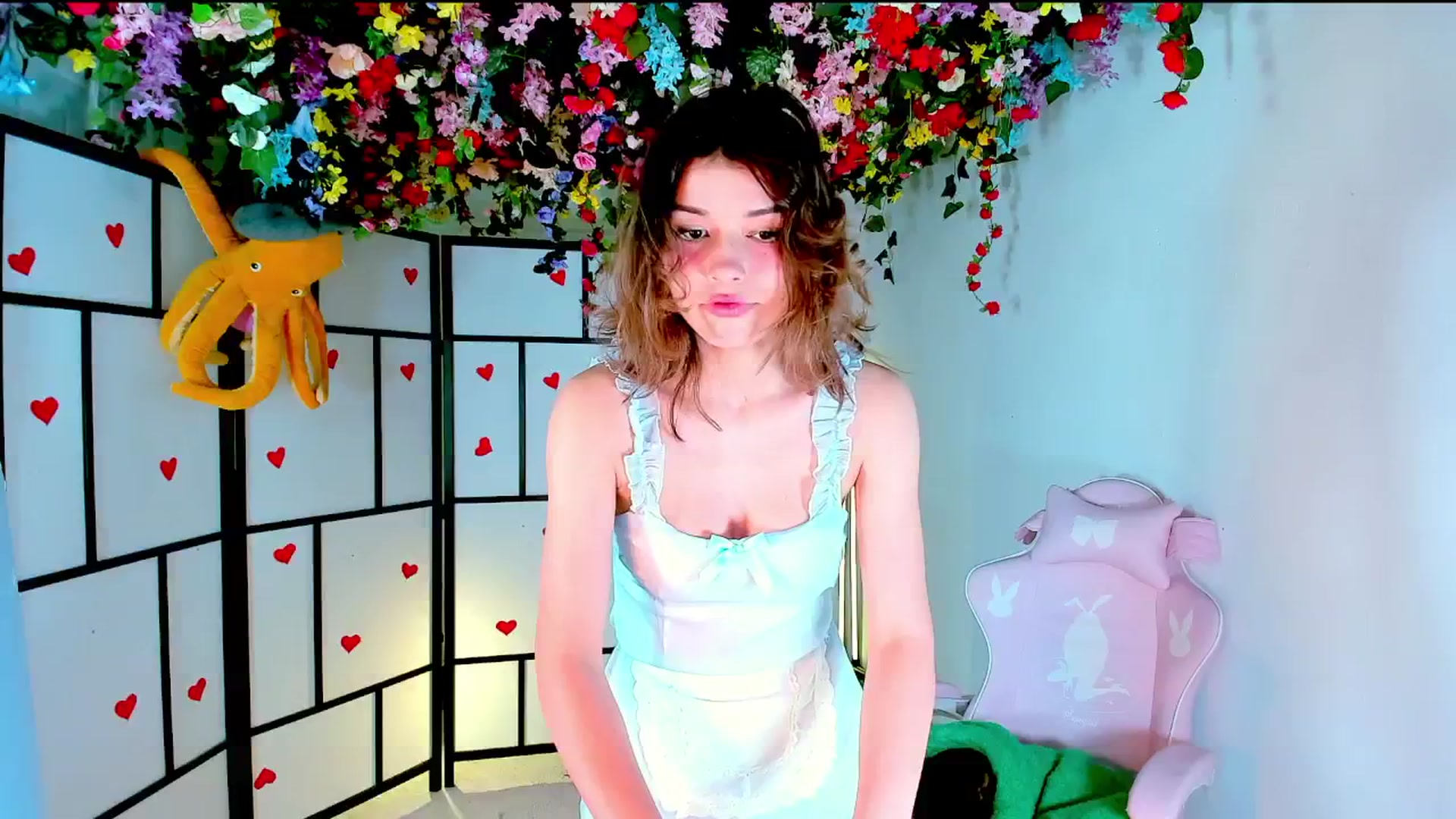 Gallery image thumbnail from Agostinha_Red's myfreecams stream on, 11/26/2024, 17:54 image 5 of 20