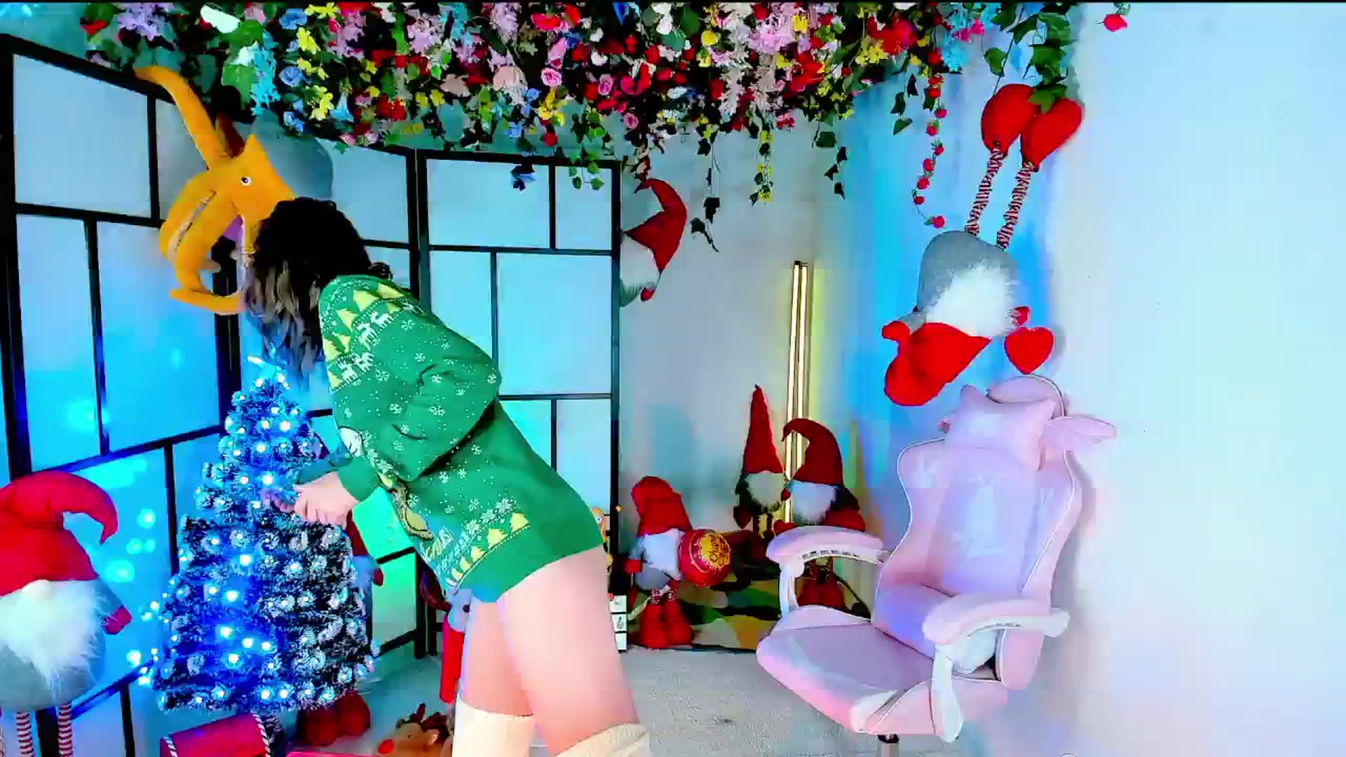 Gallery image thumbnail from Agostinha_Red's myfreecams stream on, 12/05/2024, 17:45 image 1 of 20