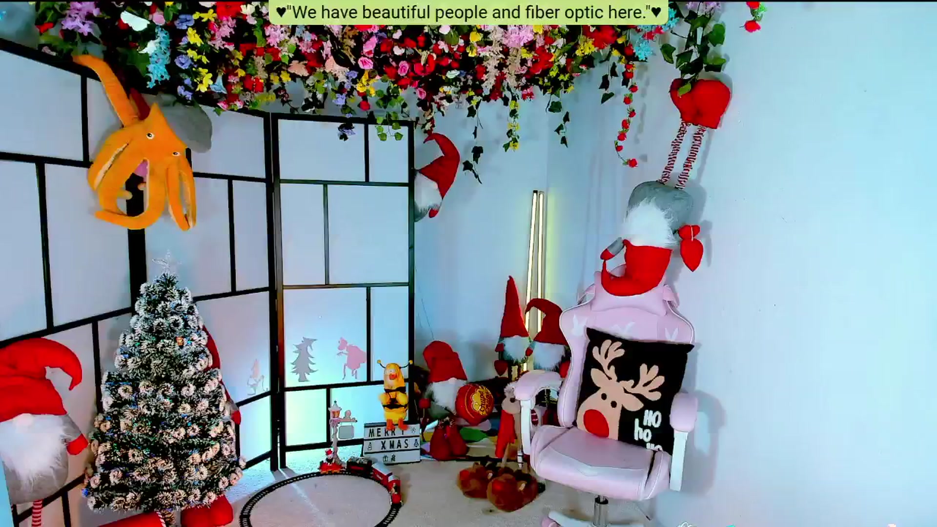 Gallery image thumbnail from Agostinha_Red's myfreecams stream on, 12/11/2024, 22:19 image 20 of 20