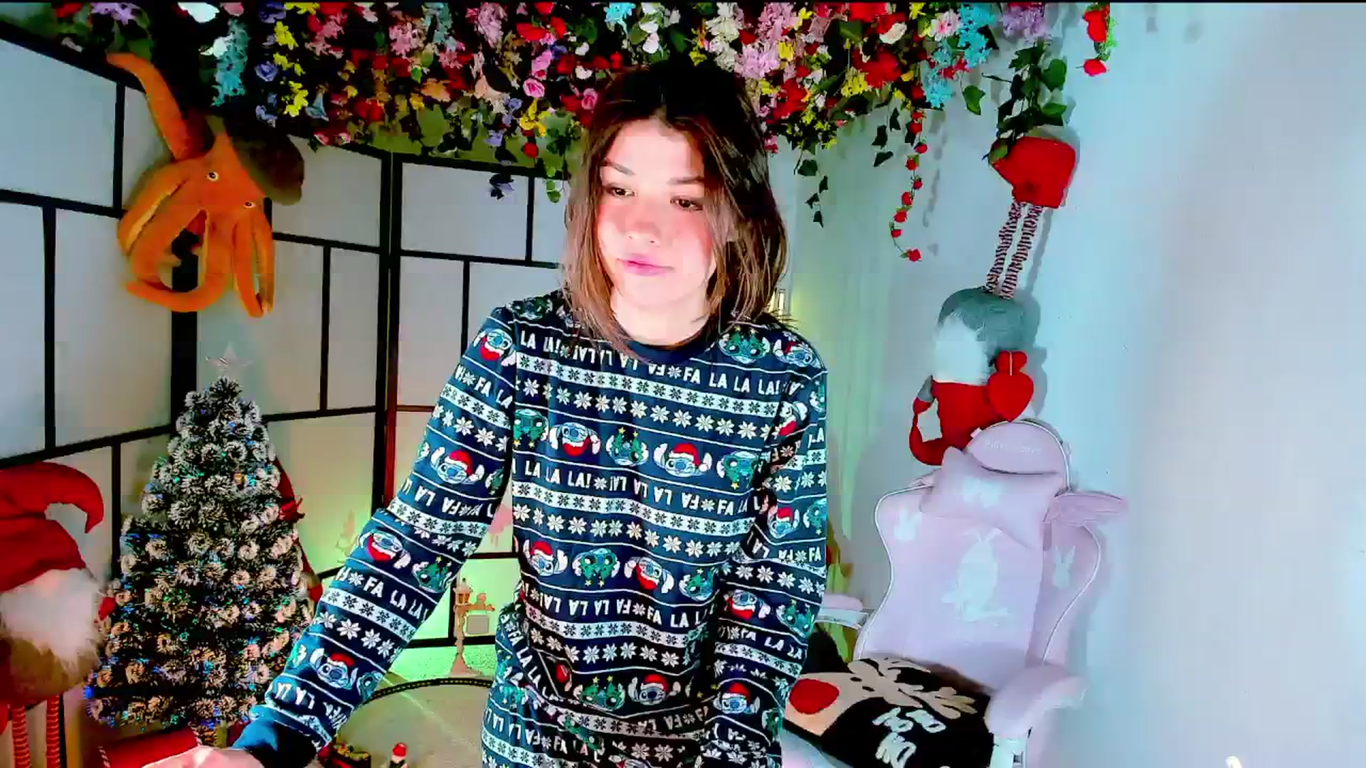 Gallery image thumbnail from Agostinha_Red's myfreecams stream on, 12/12/2024, 22:48 image 7 of 20