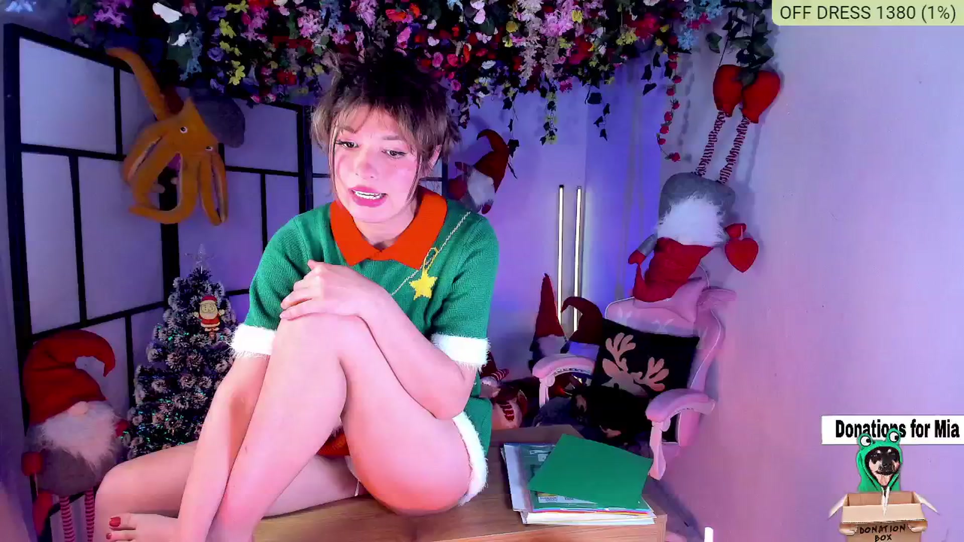 Gallery image thumbnail from Agostinha_Red's myfreecams stream on, 12/22/2024, 20:12 image 11 of 20