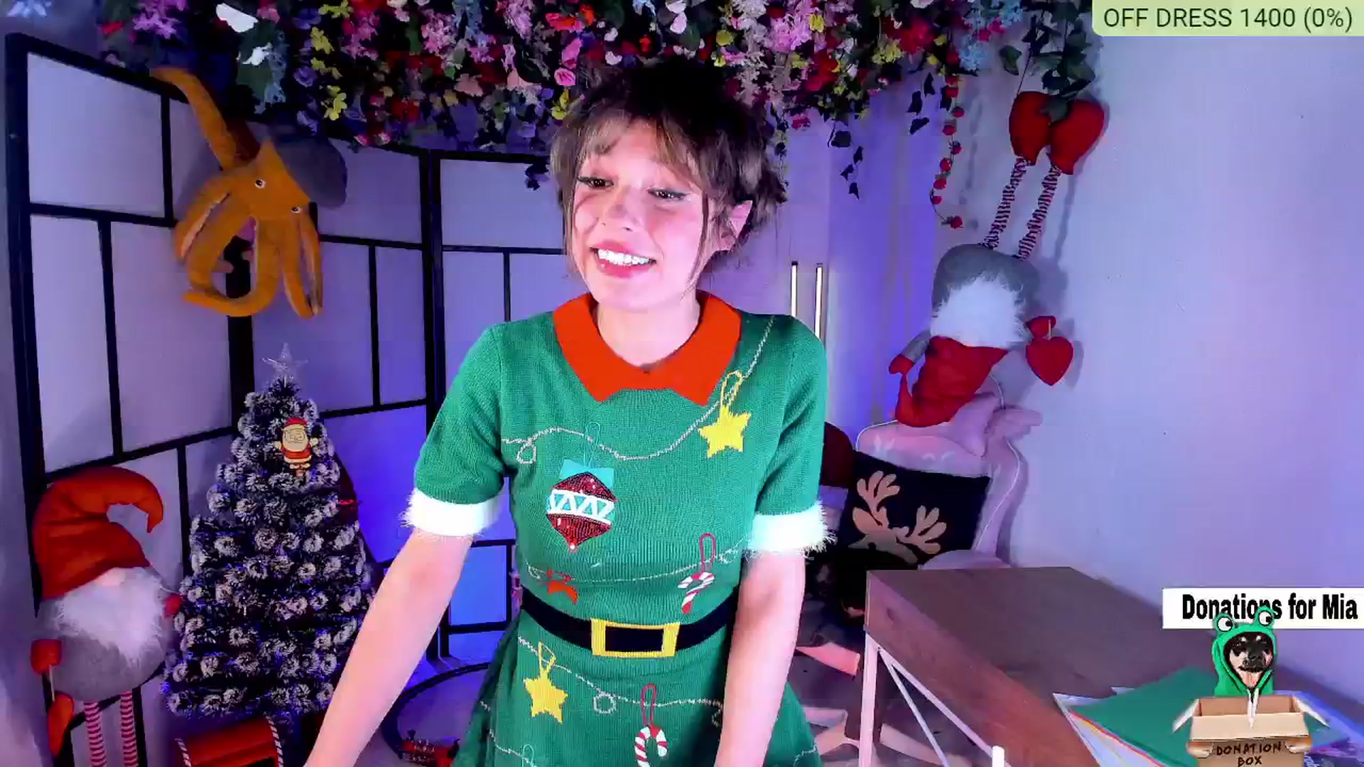 Gallery image thumbnail from Agostinha_Red's myfreecams stream on, 12/22/2024, 20:12 image 5 of 20