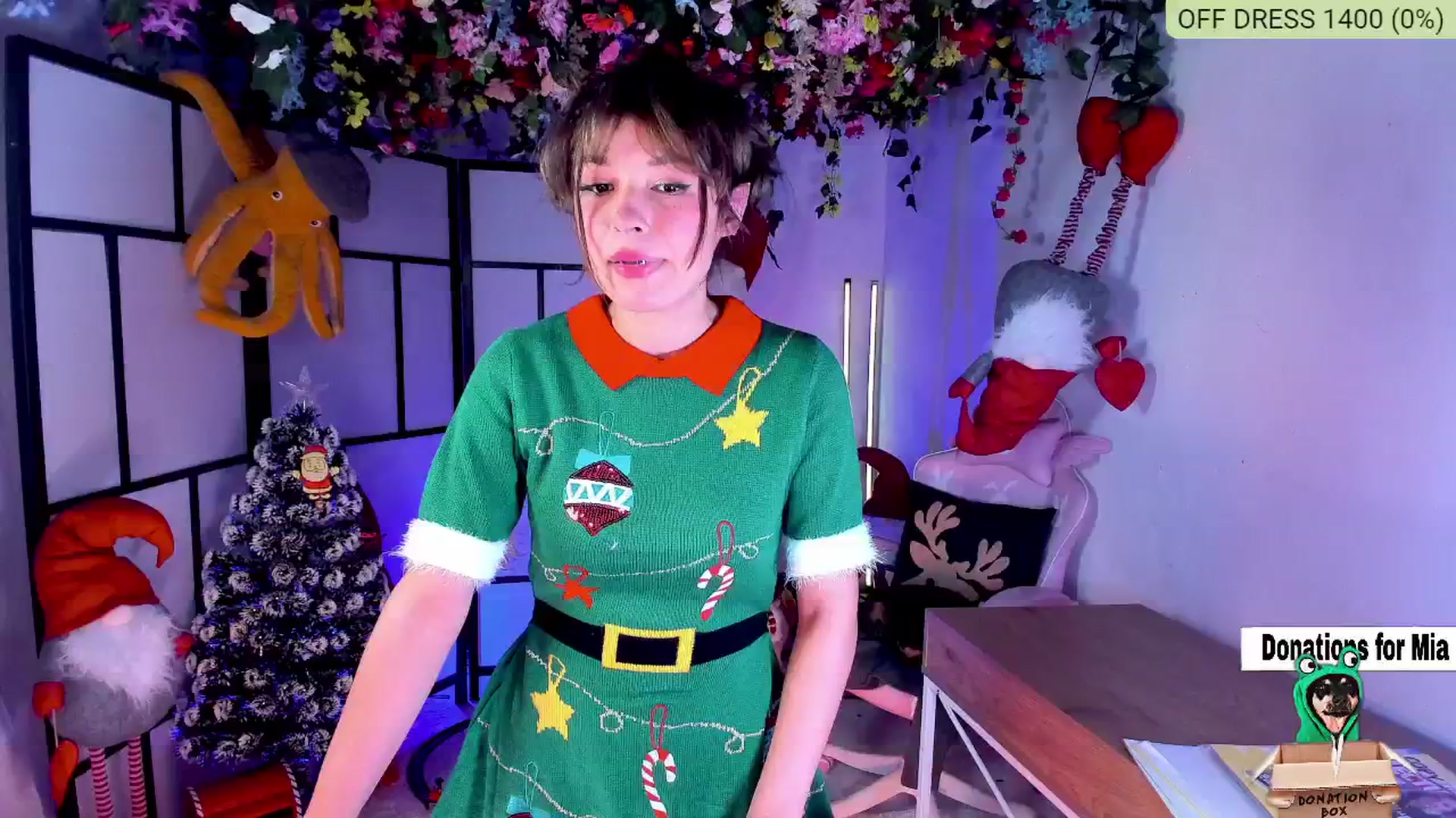 Gallery image thumbnail from Agostinha_Red's myfreecams stream on, 12/22/2024, 20:12 image 2 of 20