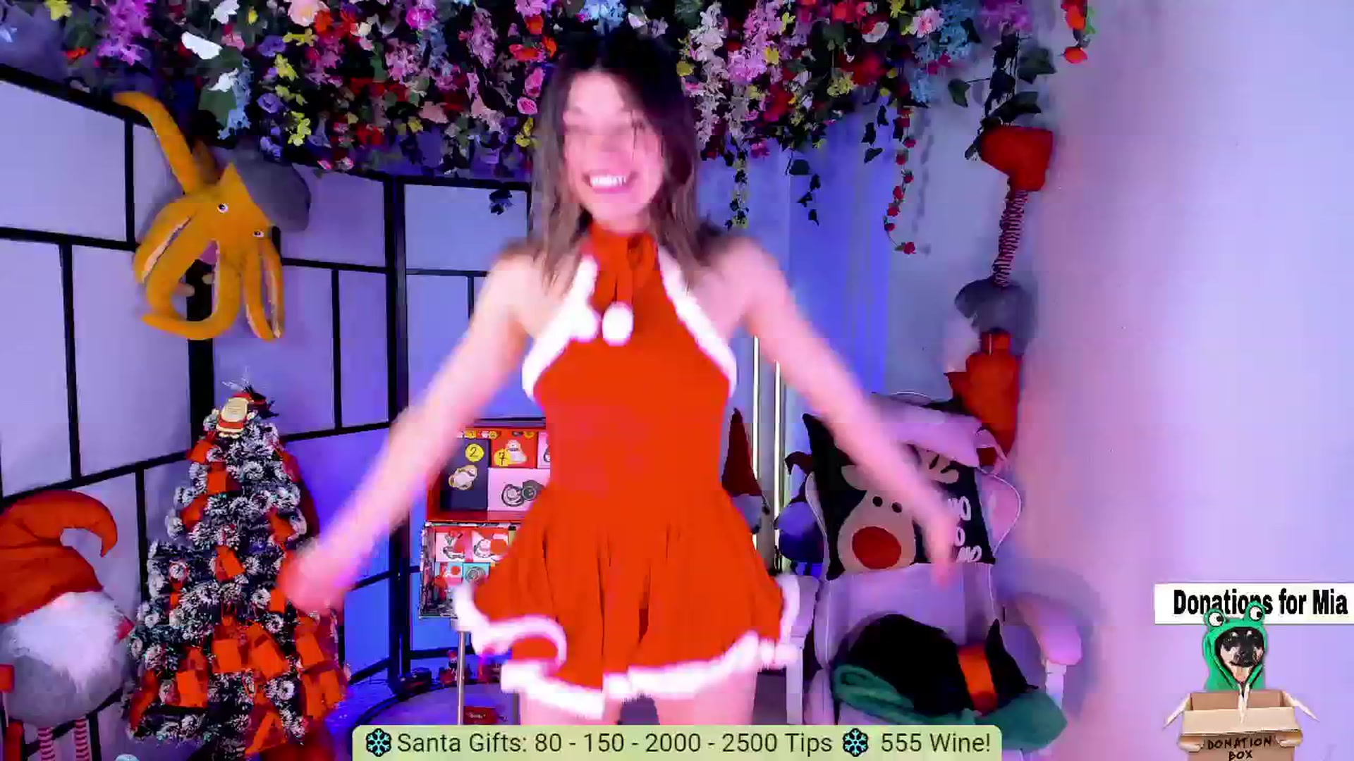 Gallery image thumbnail from Agostinha_Red's myfreecams stream on, 12/25/2024, 22:04 image 10 of 20