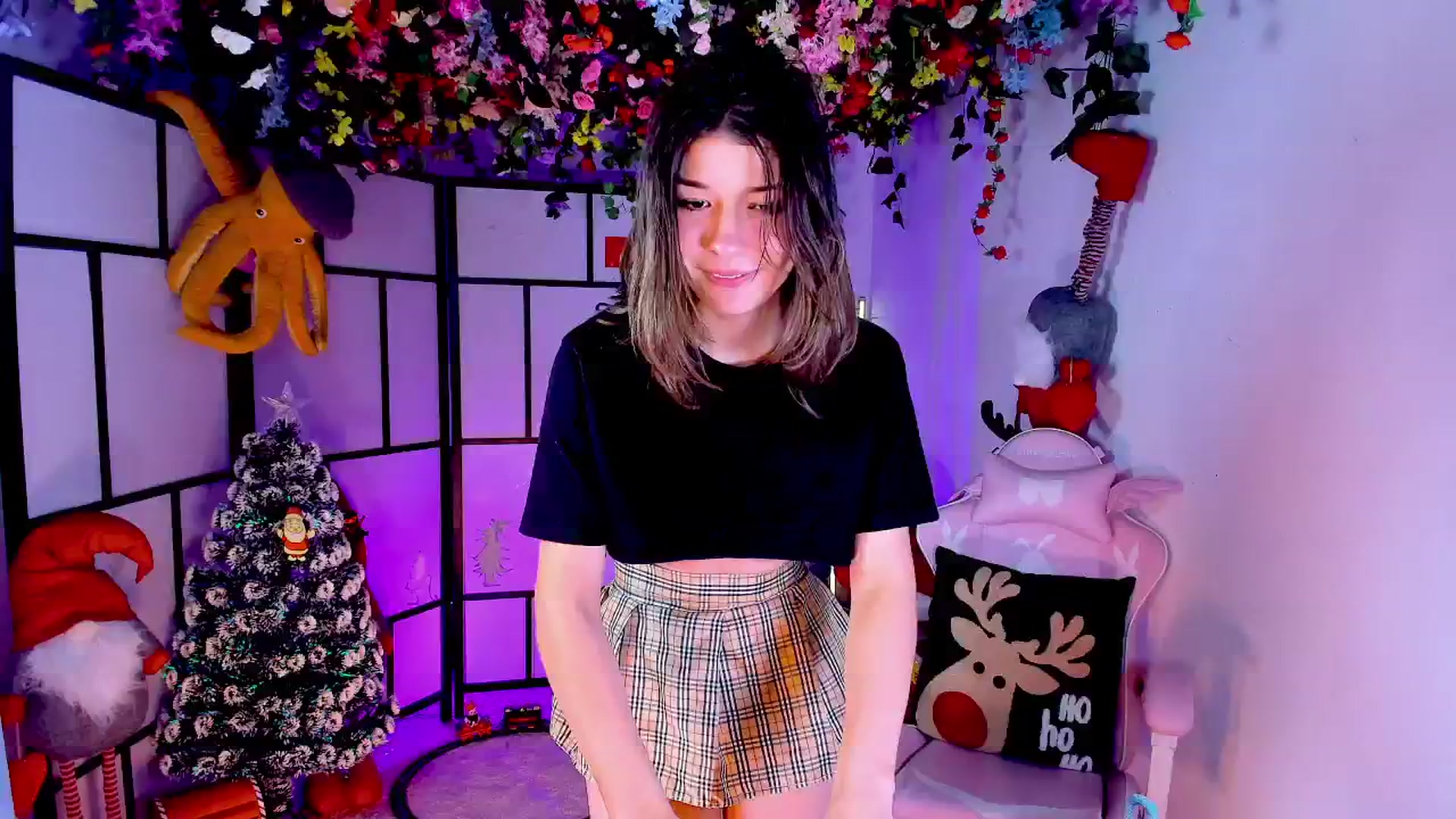 Gallery image thumbnail from Agostinha_Red's myfreecams stream on, 12/29/2024, 16:43 image 2 of 20
