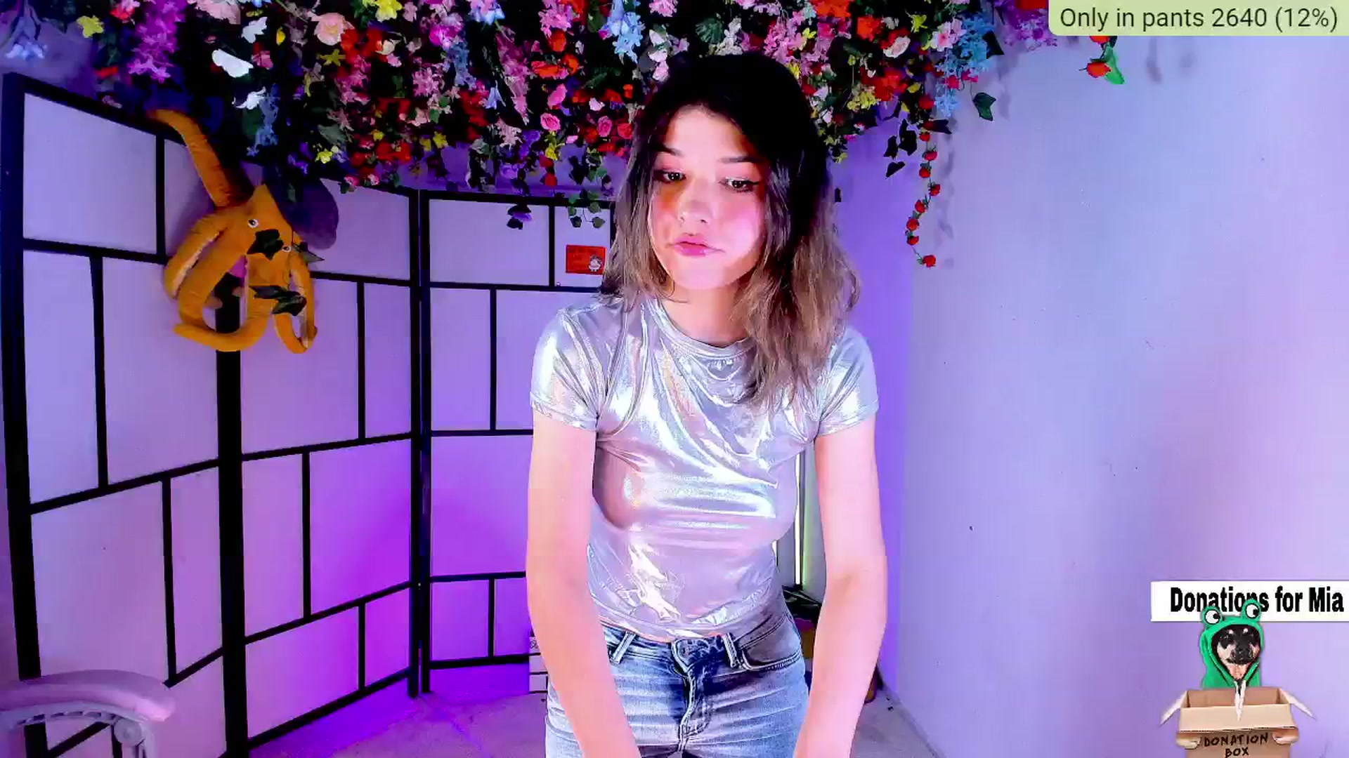 Gallery image thumbnail from Agostinha_Red's myfreecams stream on, 01/03/2025, 18:23 image 12 of 20