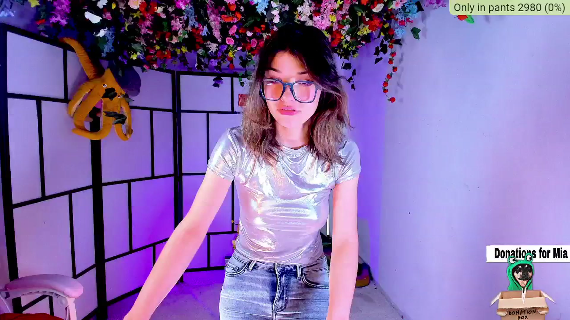 Gallery image thumbnail from Agostinha_Red's myfreecams stream on, 01/03/2025, 18:23 image 2 of 20