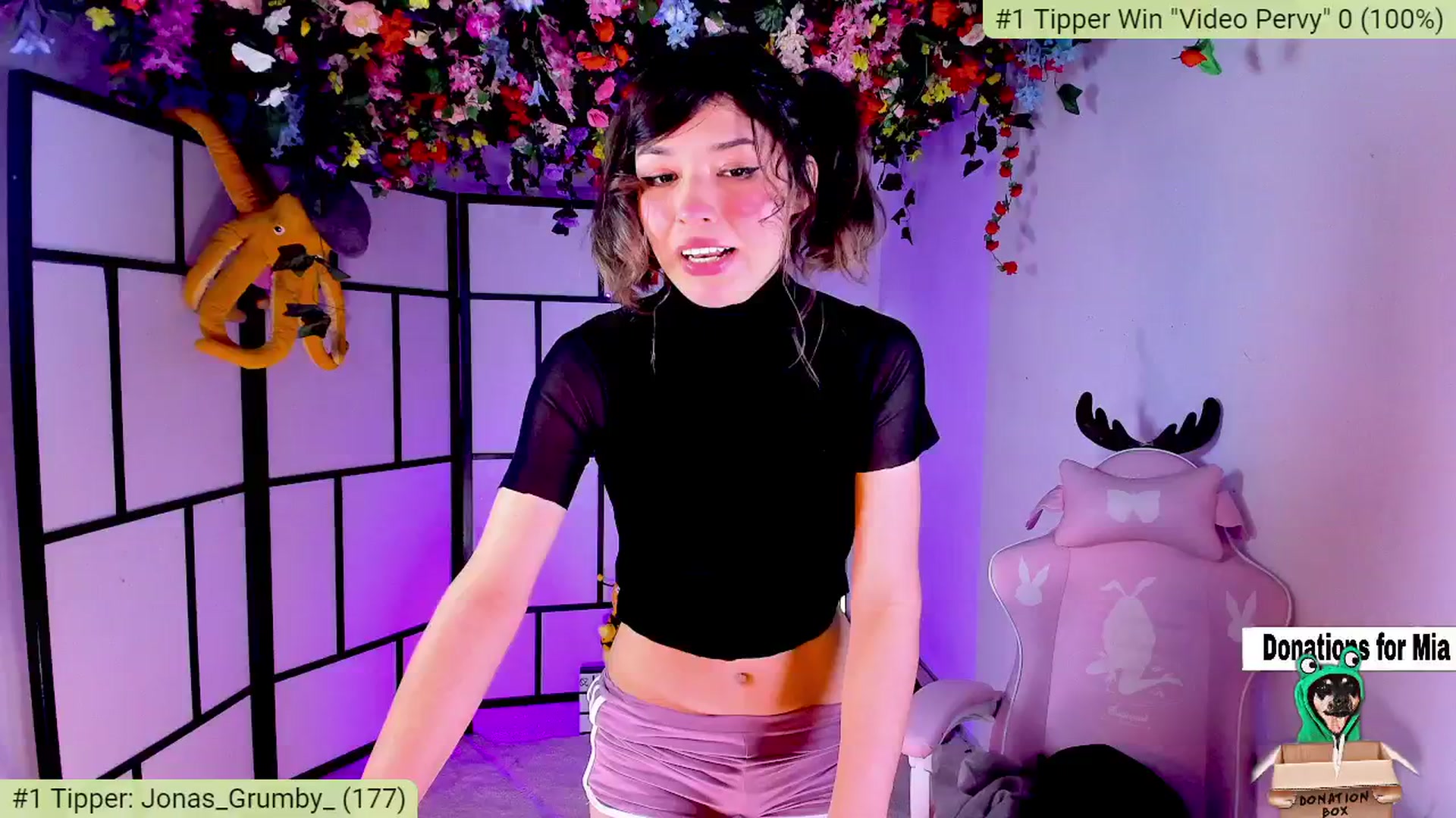 Gallery image thumbnail from Agostinha_Red's myfreecams stream on, 01/04/2025, 21:55 image 1 of 20