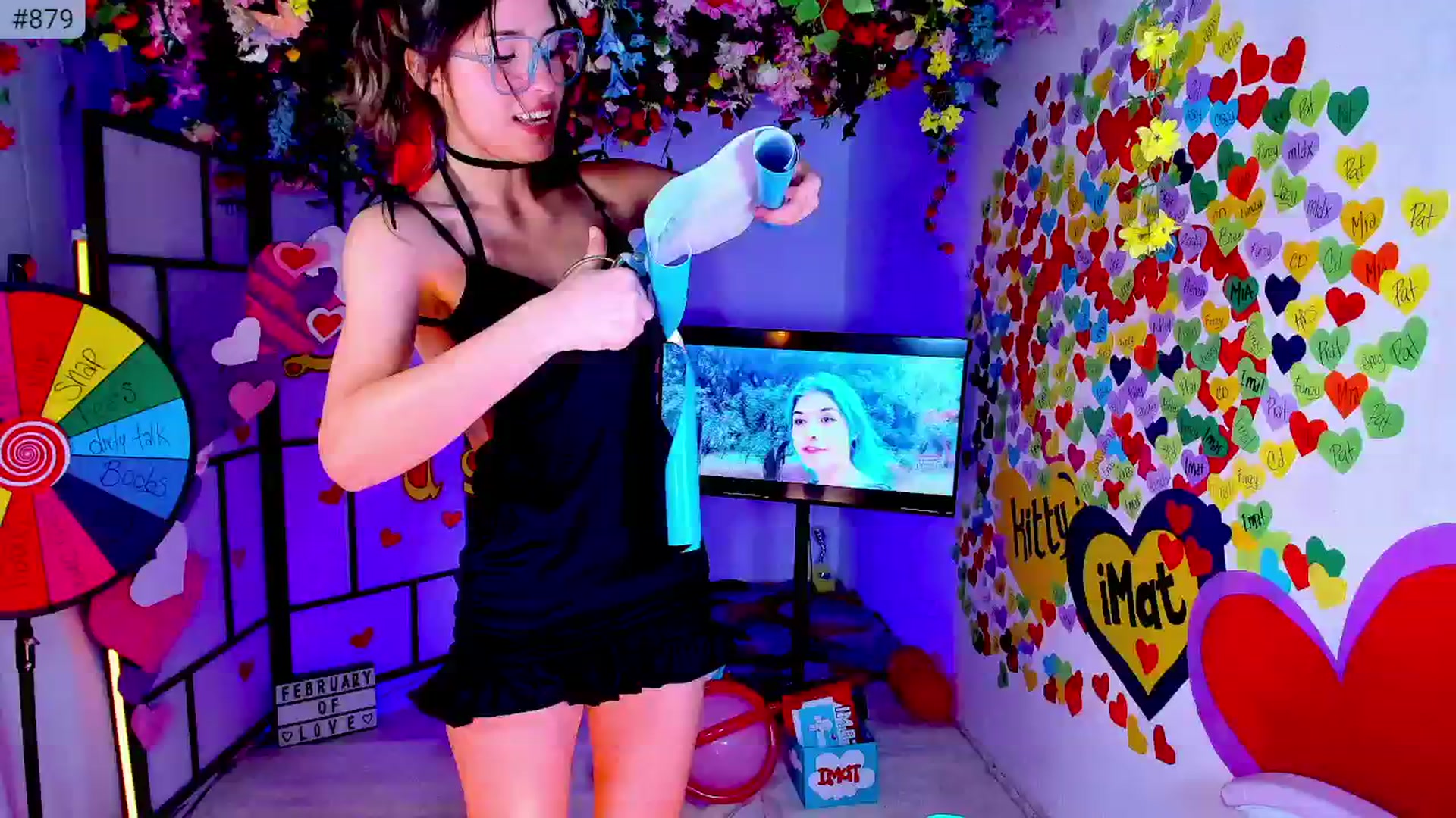 Gallery image thumbnail from Agostinha_Red's myfreecams stream on, 02/17/2025, 01:21 image 9 of 20