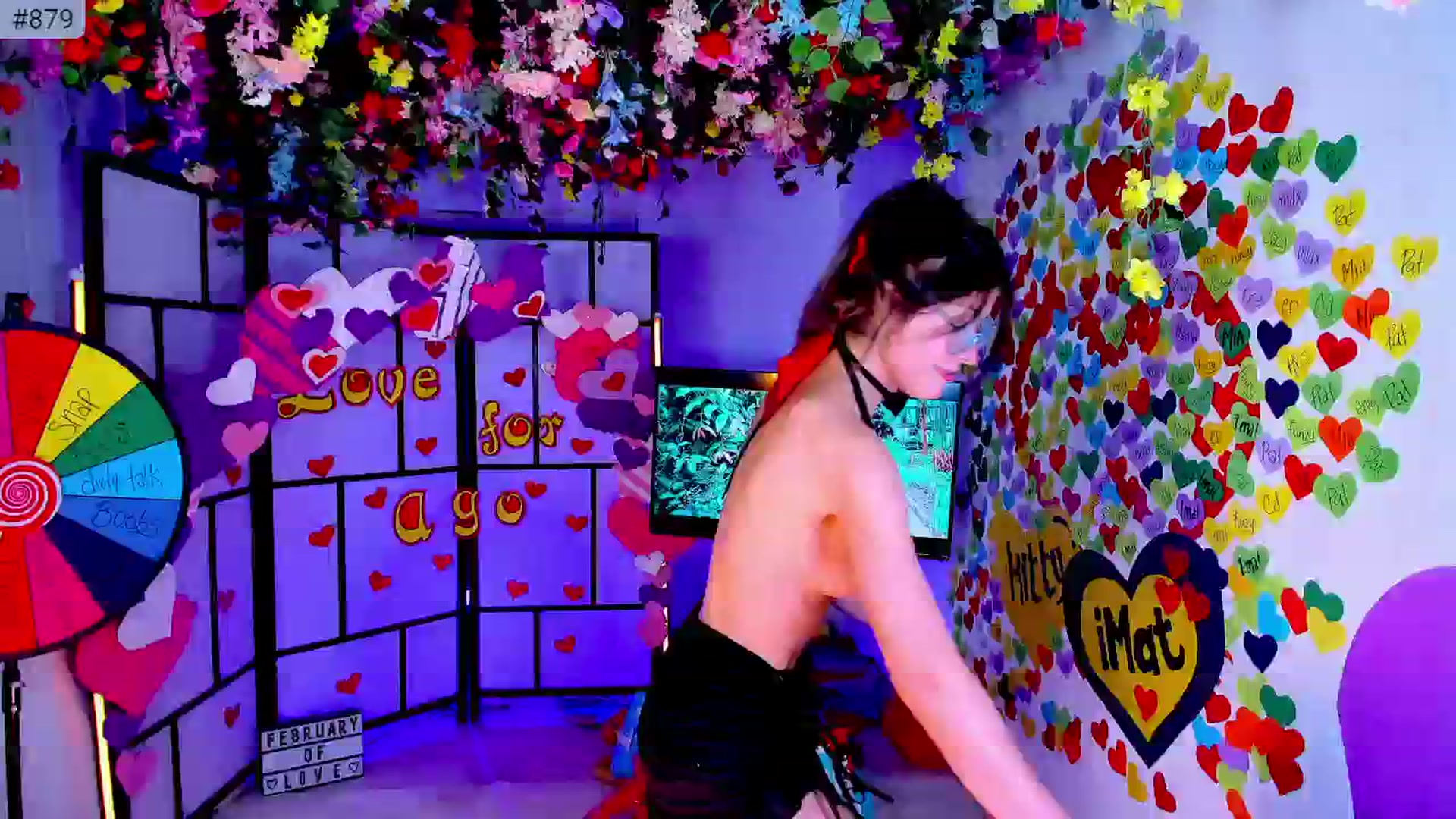 Gallery image thumbnail from Agostinha_Red's myfreecams stream on, 02/17/2025, 01:21 image 8 of 20