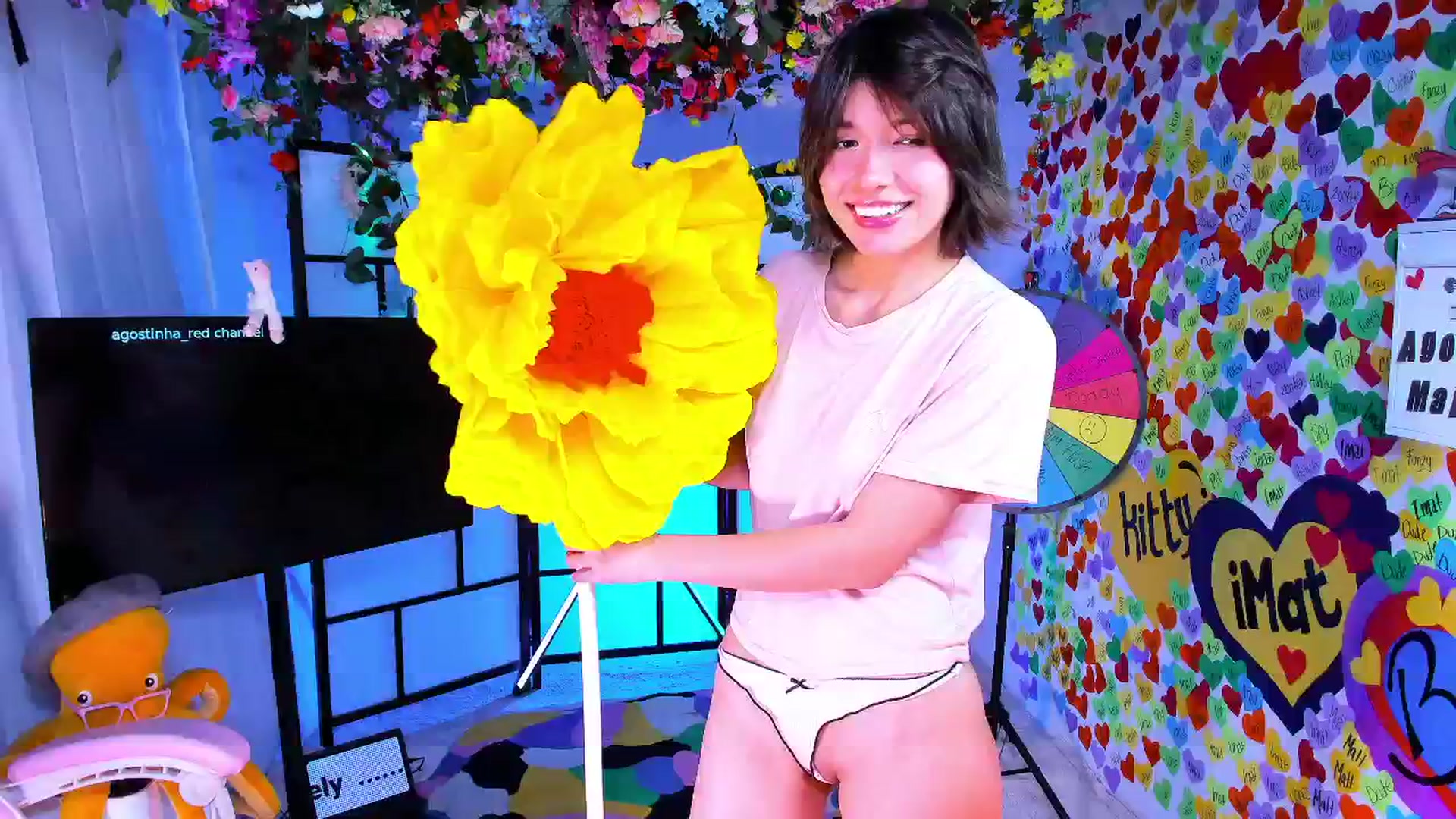 Gallery image thumbnail from Agostinha_Red's myfreecams stream on, 03/18/2025, 08:04 image 4 of 20