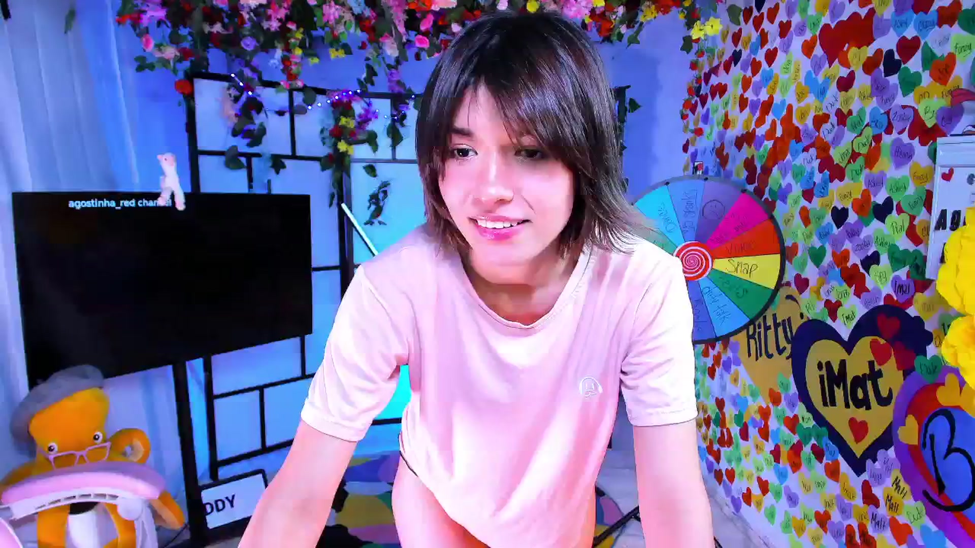 Gallery image thumbnail from Agostinha_Red's myfreecams stream on, 03/18/2025, 08:04 image 6 of 20