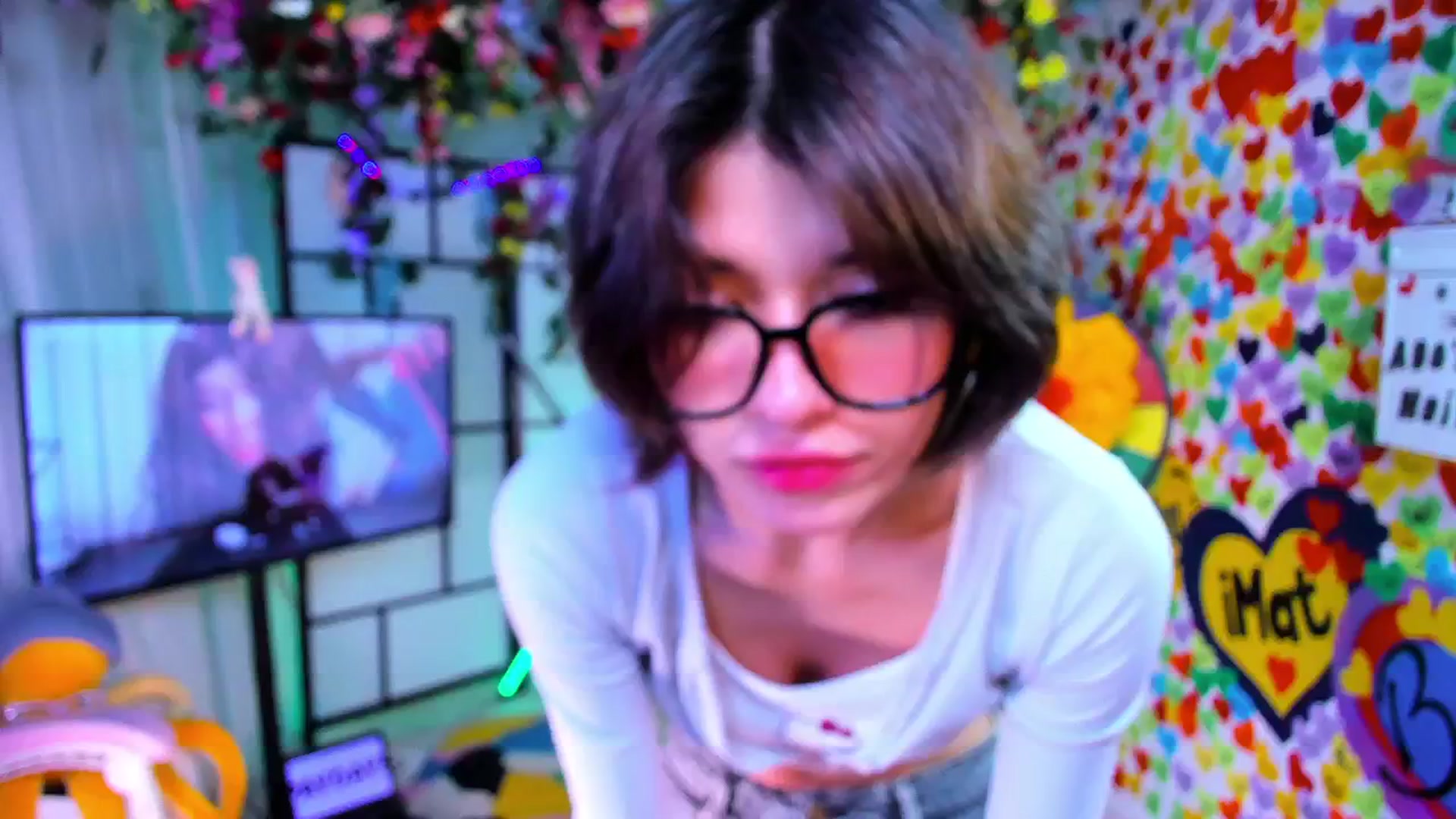 Gallery image thumbnail from Agostinha_Red's myfreecams stream on, 03/20/2025, 07:03 image 16 of 20