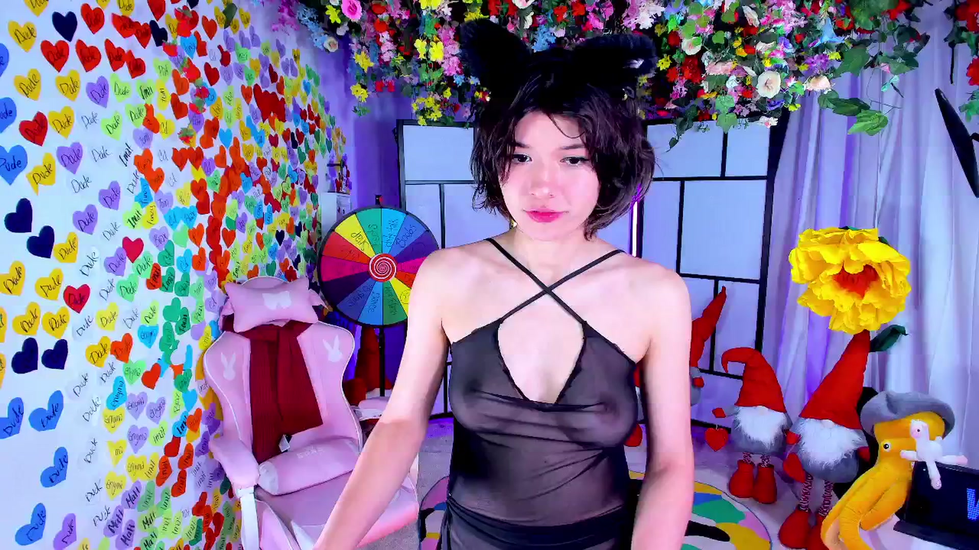 Gallery image thumbnail from Agostinha_Red's myfreecams stream on, 04/05/2025, 14:02 image 2 of 20