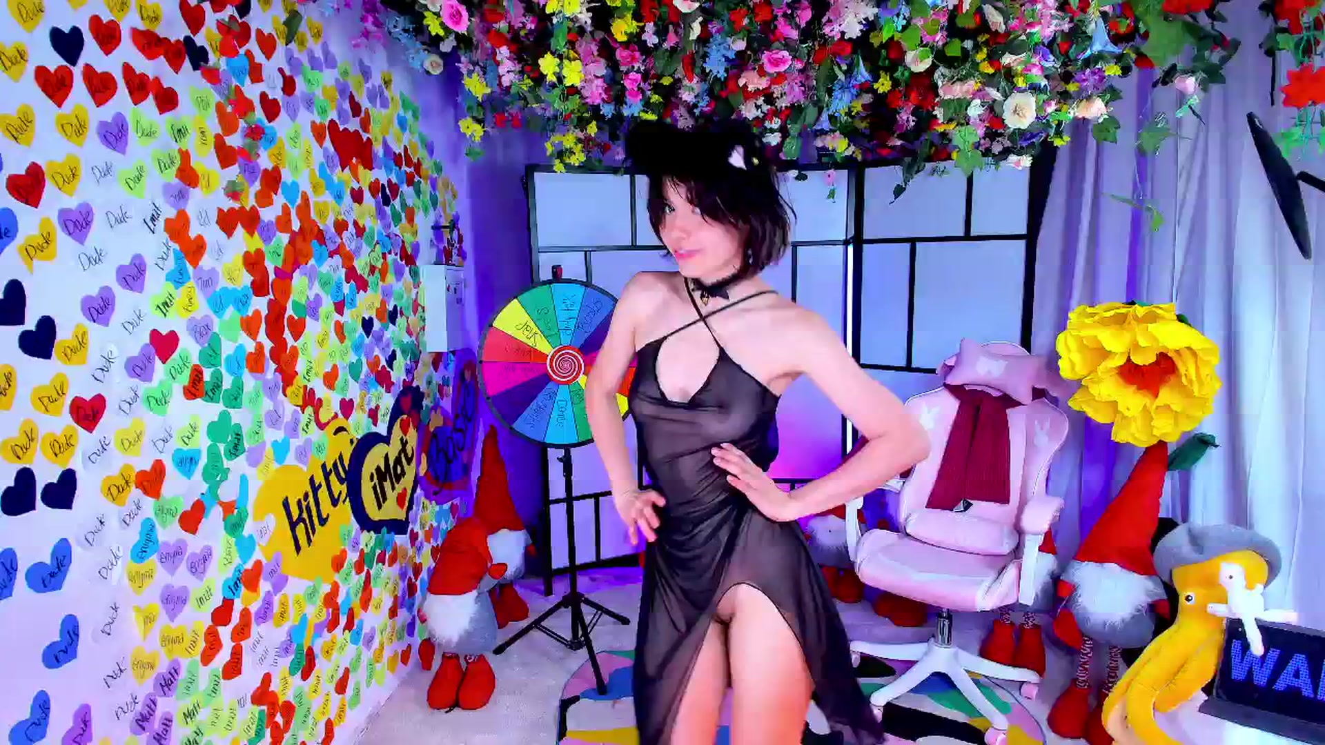 Gallery image thumbnail from Agostinha_Red's myfreecams stream on, 04/05/2025, 14:02 image 16 of 20