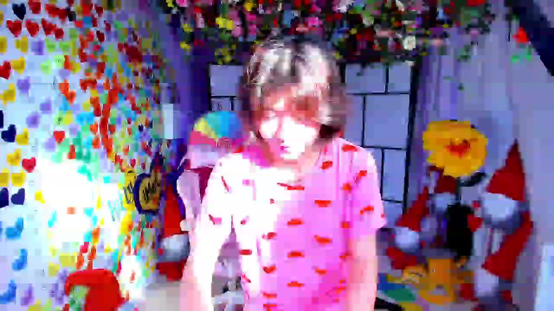 Gallery image thumbnail from Agostinha_Red's myfreecams stream on, 04/06/2025, 12:30 image 1 of 20