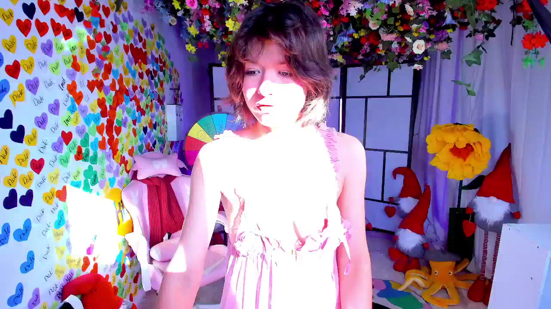 Gallery image thumbnail from Agostinha_Red's myfreecams stream on, 04/07/2025, 08:27 image 6 of 20