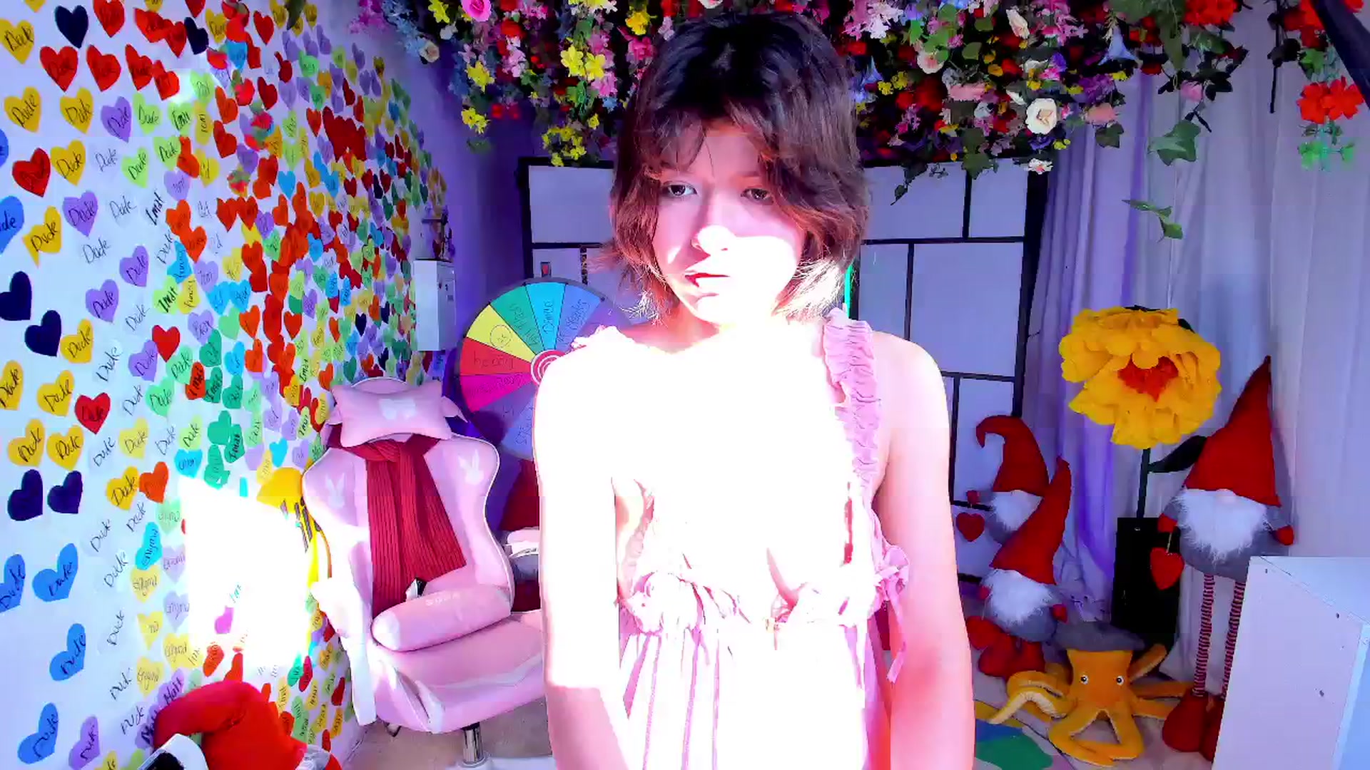 Gallery image thumbnail from Agostinha_Red's myfreecams stream on, 04/07/2025, 08:27 image 10 of 20