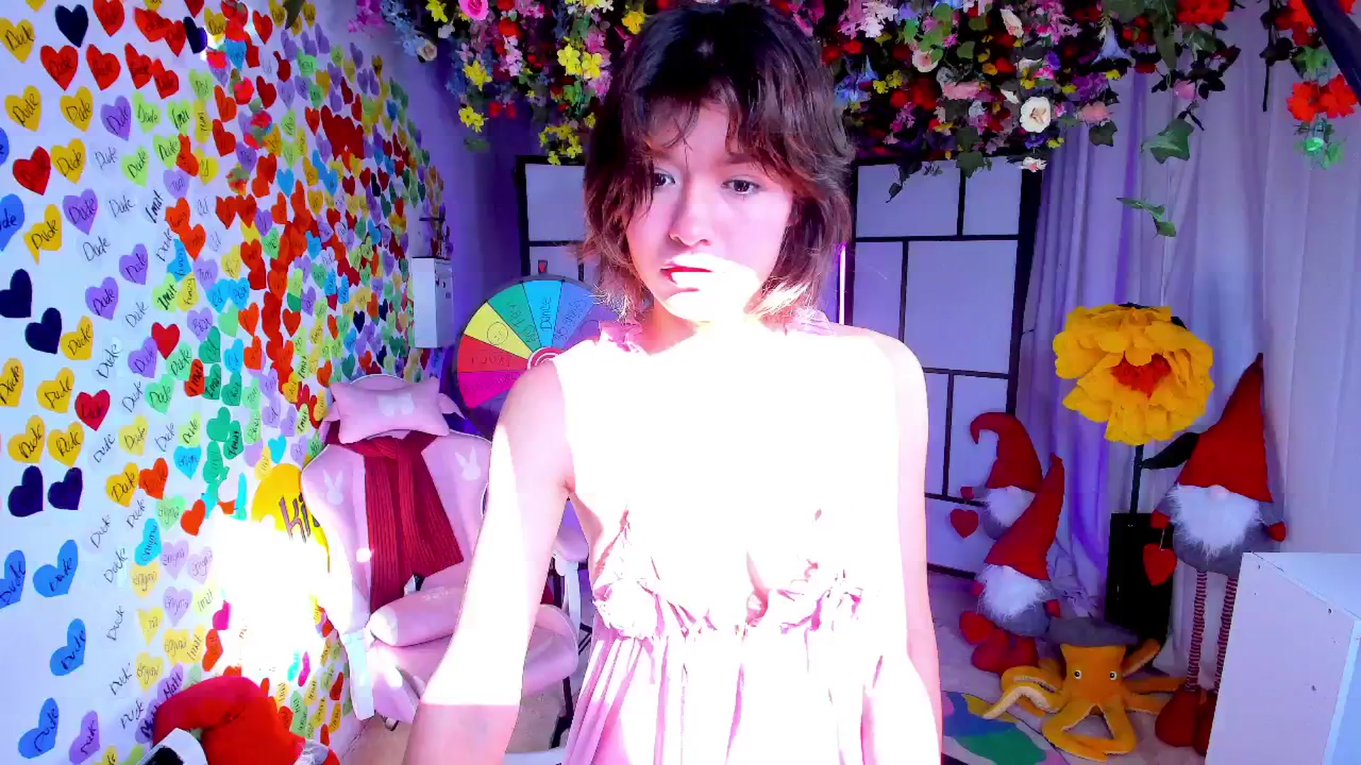 Gallery image thumbnail from Agostinha_Red's myfreecams stream on, 04/07/2025, 08:27 image 20 of 20