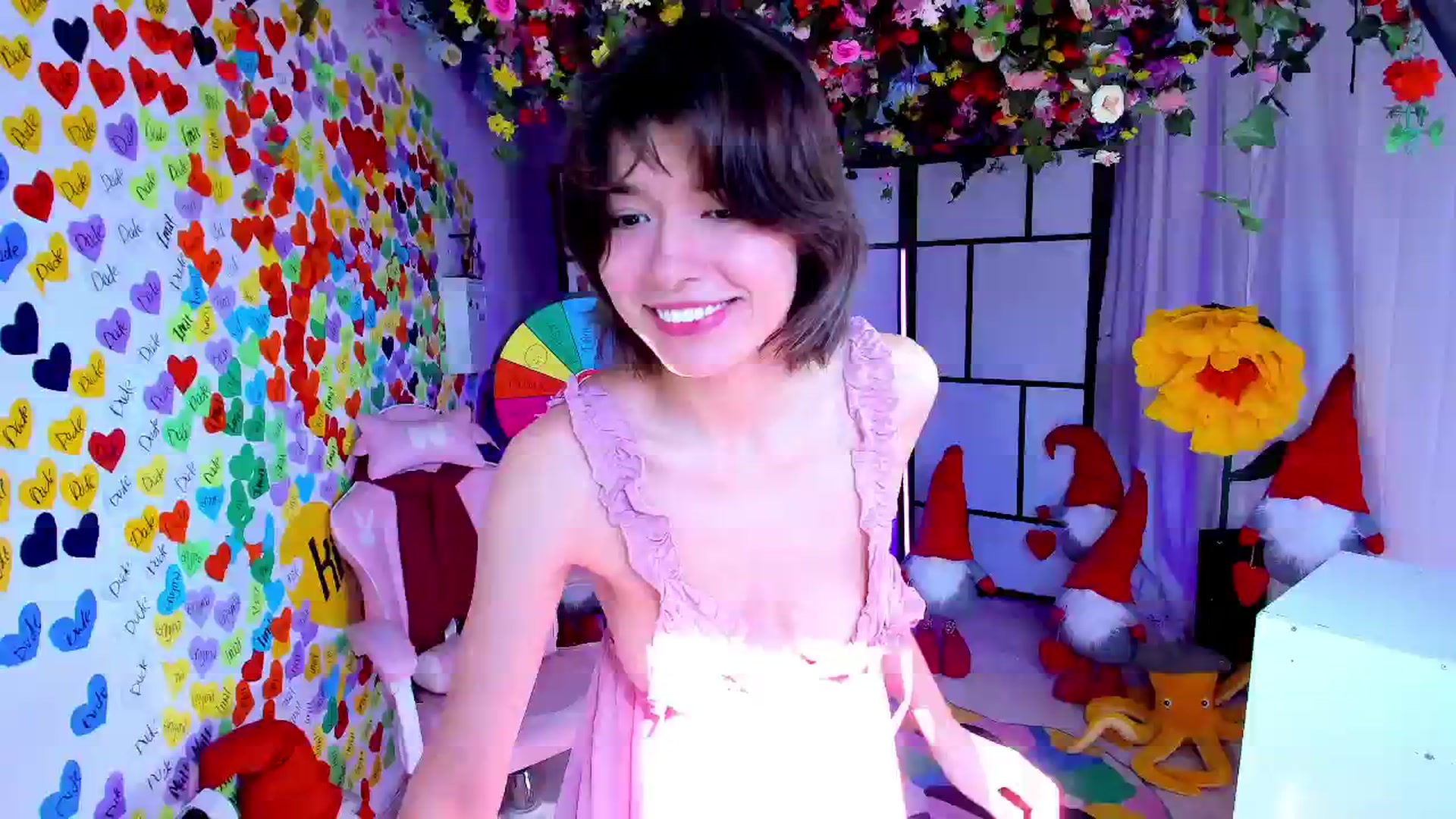 Gallery image thumbnail from Agostinha_Red's myfreecams stream on, 04/07/2025, 09:53 image 19 of 20