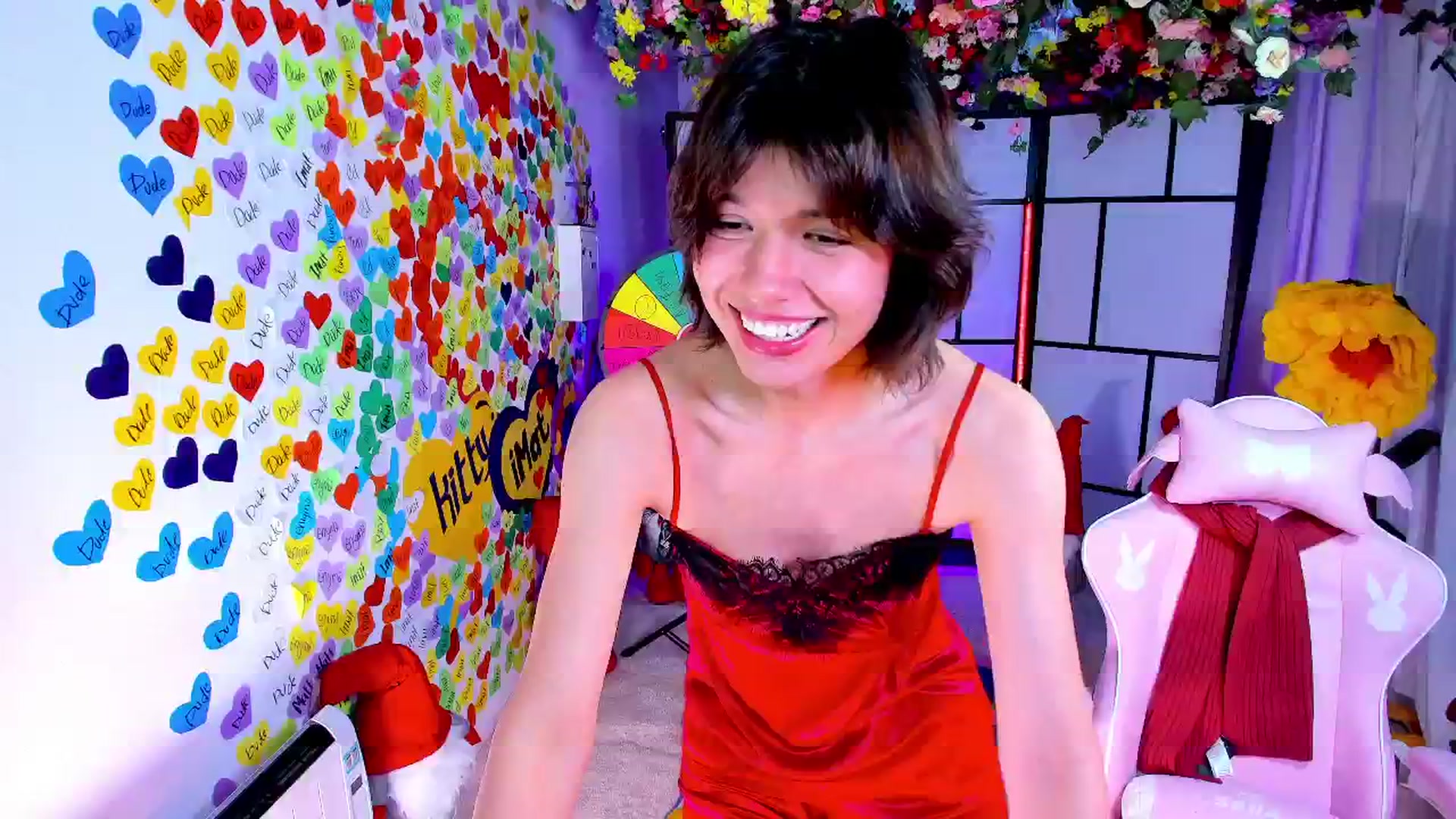 Gallery image thumbnail from Agostinha_Red's myfreecams stream on, 04/10/2025, 22:58 image 13 of 20