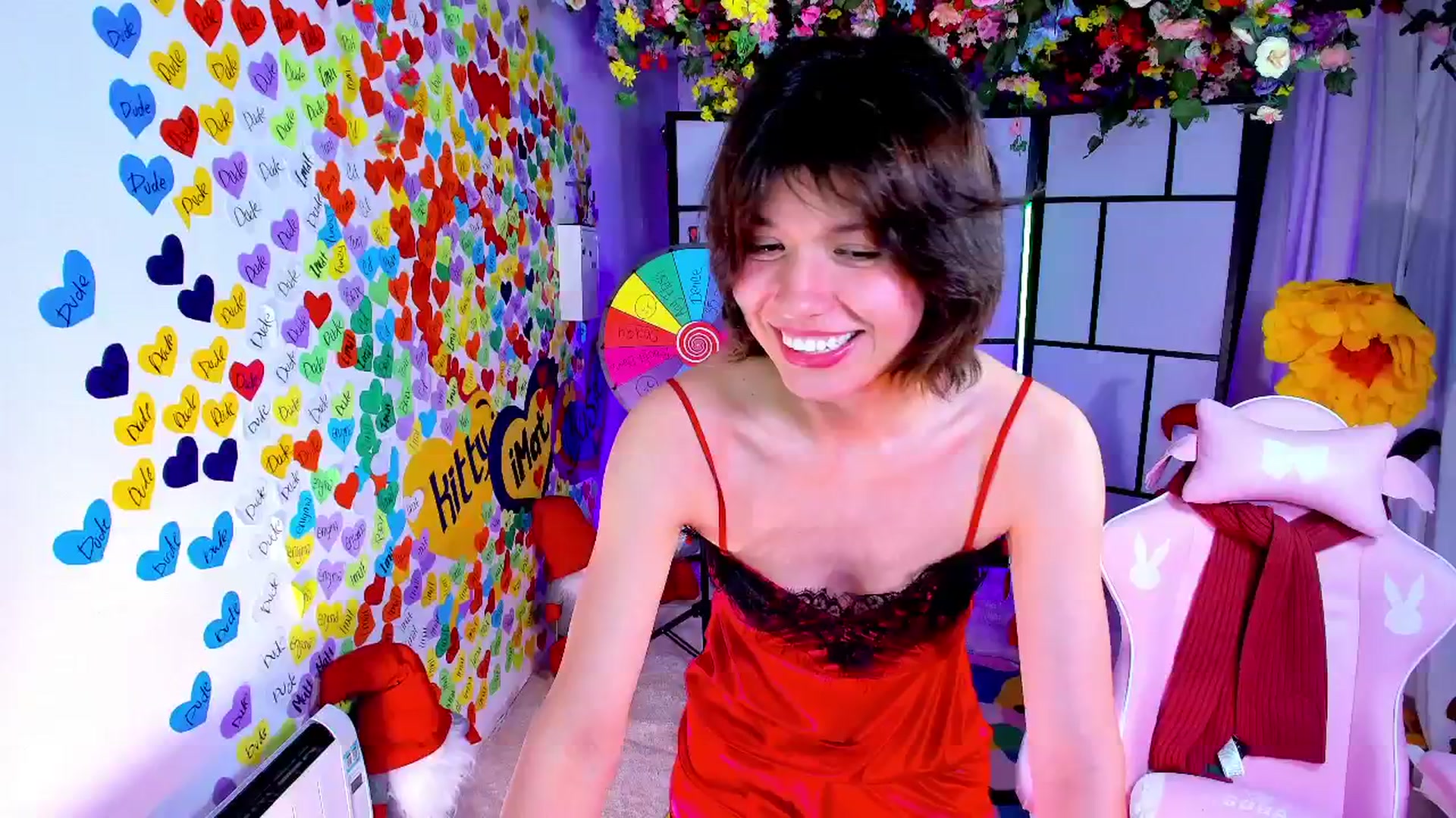 Gallery image thumbnail from Agostinha_Red's myfreecams stream on, 04/10/2025, 22:58 image 15 of 20