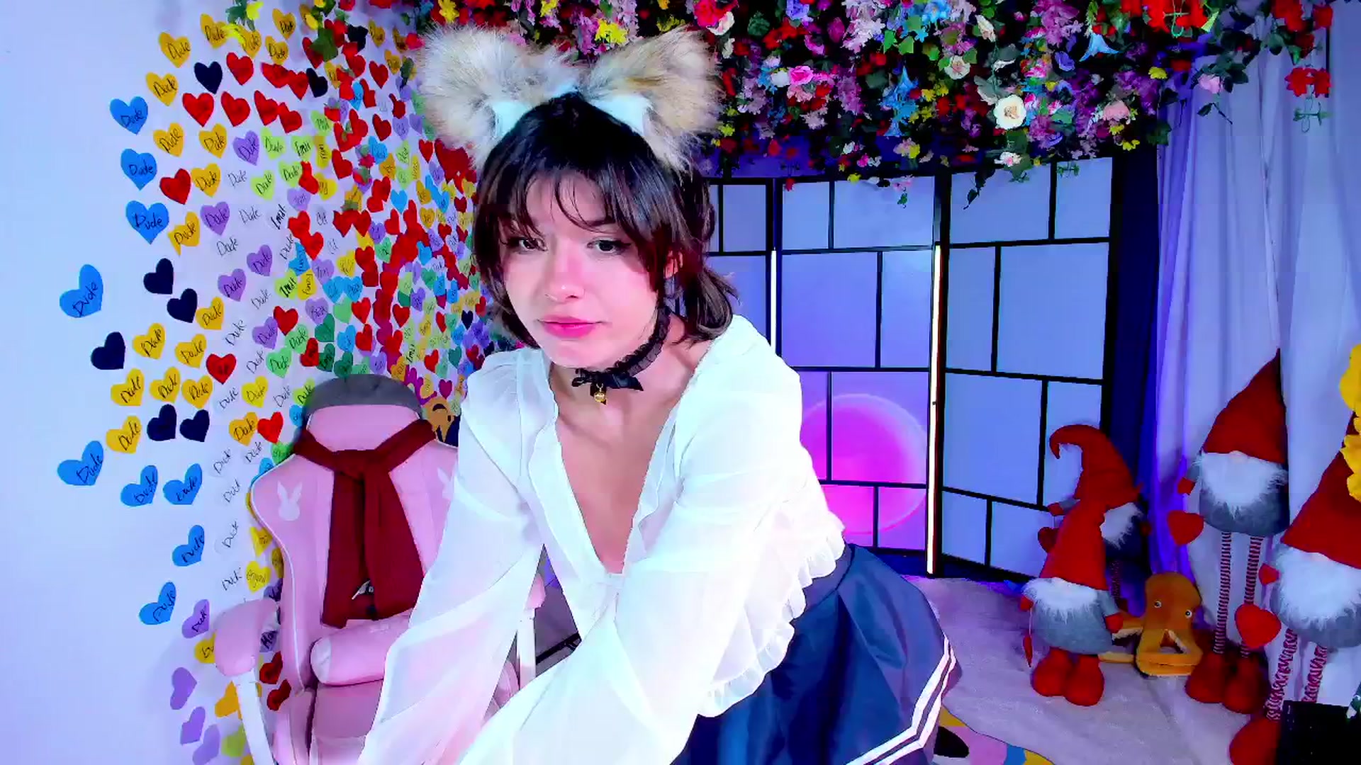 Gallery image thumbnail from Agostinha_Red's myfreecams stream on, 05/03/2025, 22:37 image 20 of 20
