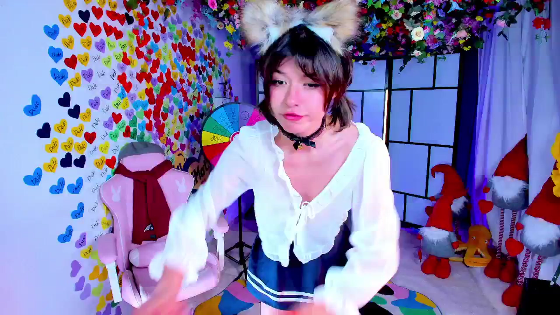 Gallery image thumbnail from Agostinha_Red's myfreecams stream on, 05/03/2025, 22:37 image 9 of 20