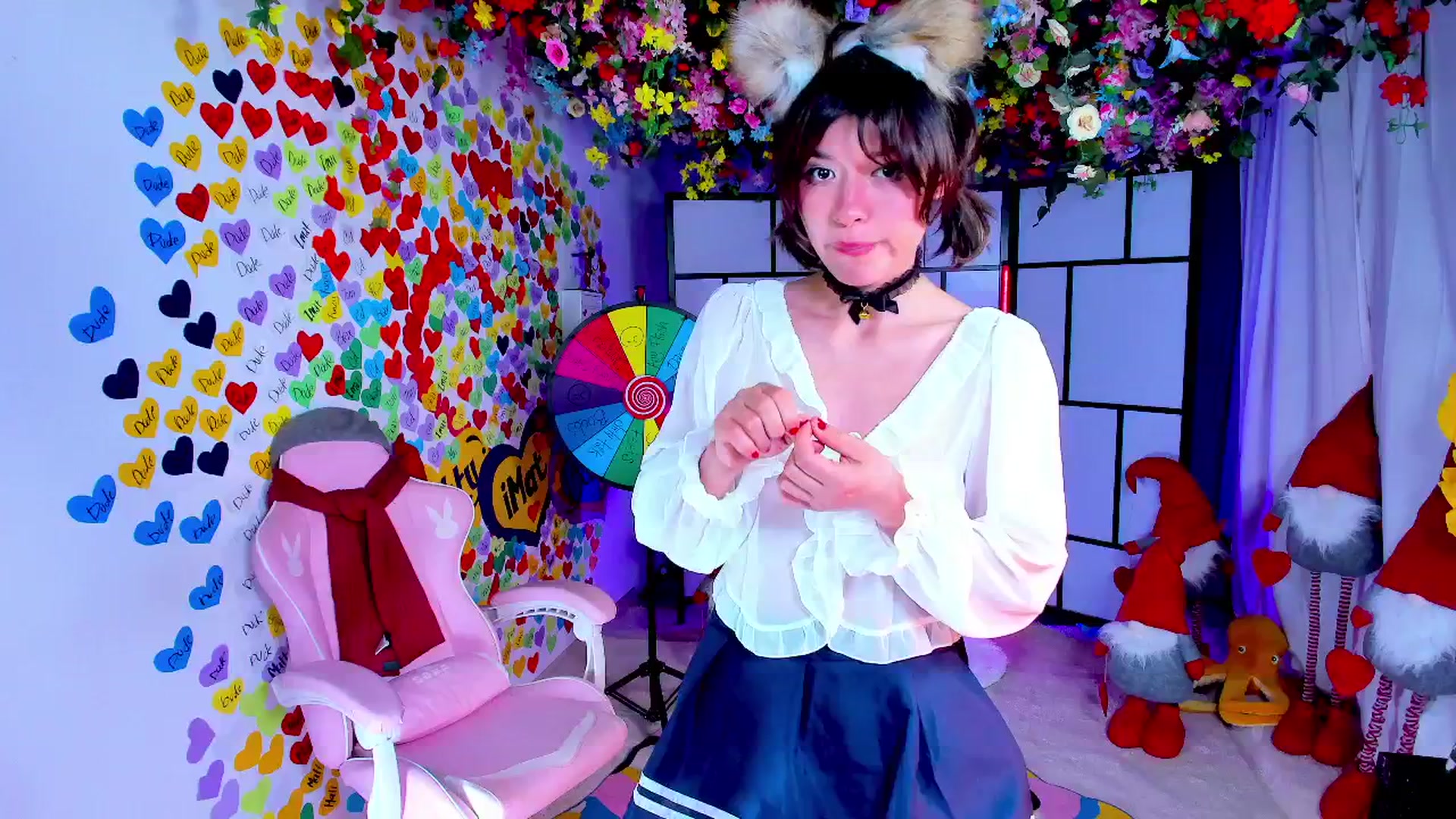 Gallery image thumbnail from Agostinha_Red's myfreecams stream on, 05/03/2025, 22:37 image 15 of 20