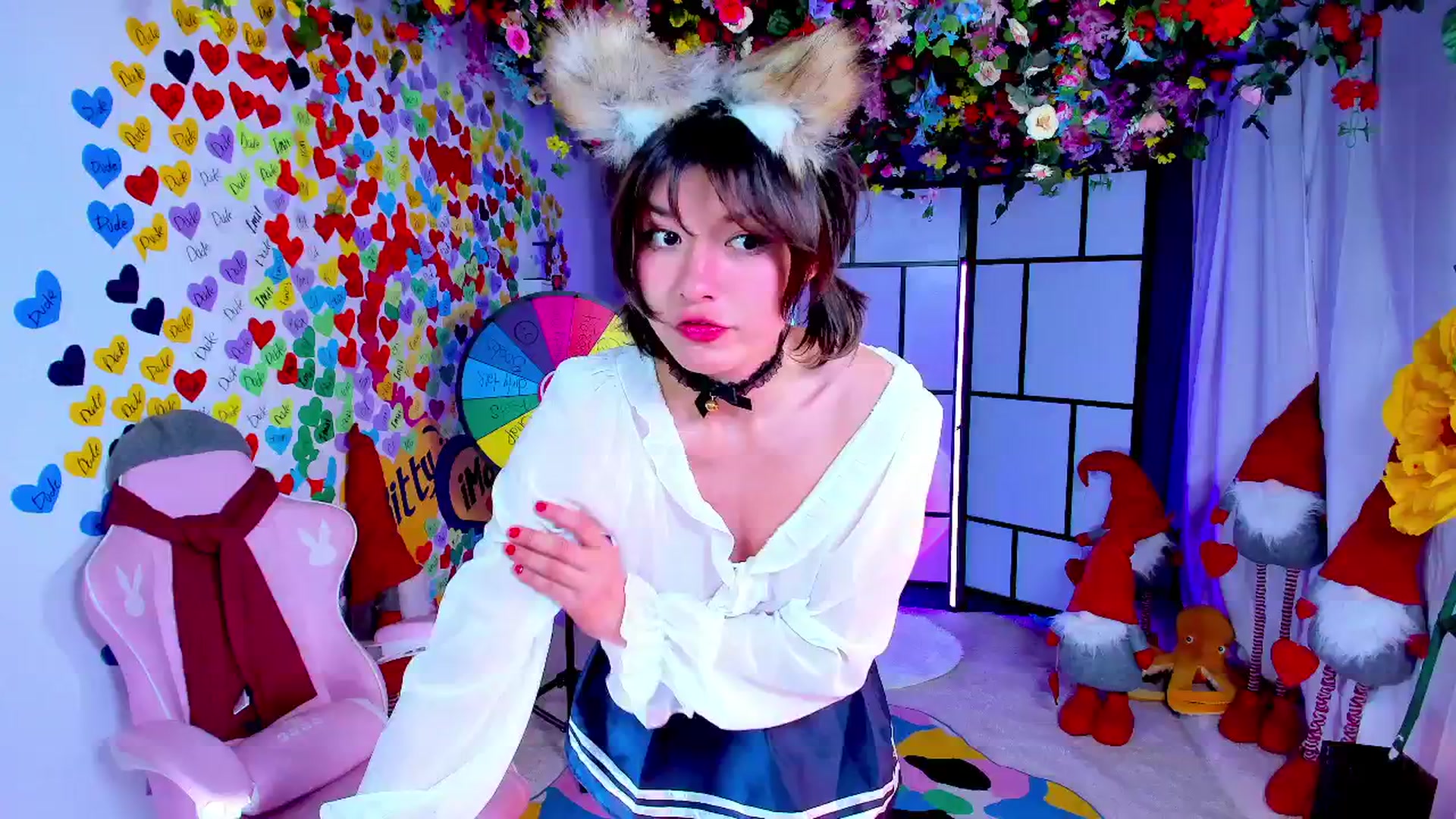 Gallery image thumbnail from Agostinha_Red's myfreecams stream on, 05/03/2025, 22:37 image 1 of 20