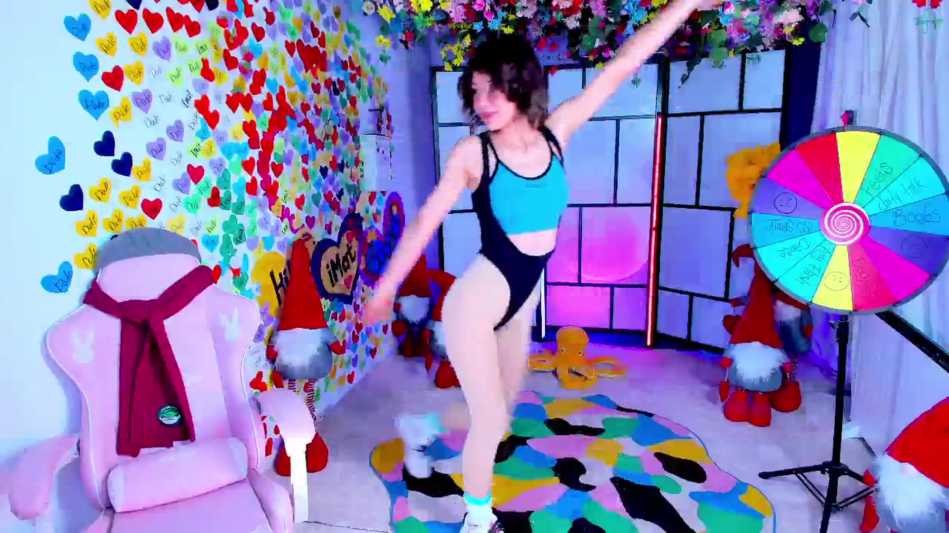 Gallery image thumbnail from Agostinha_Red's myfreecams stream on, 05/07/2025, 19:23 image 5 of 20