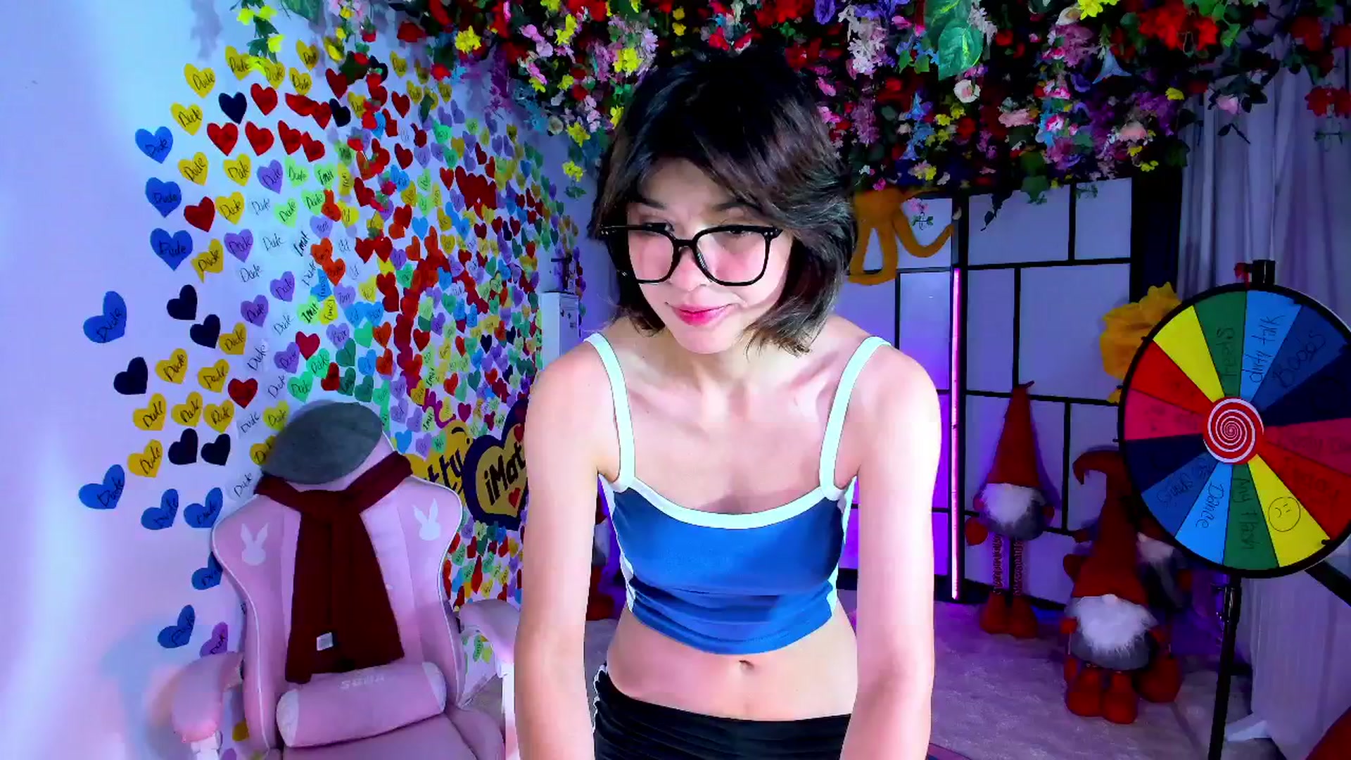 Gallery image thumbnail from Agostinha_Red's myfreecams stream on, 05/11/2025, 19:41 image 5 of 20