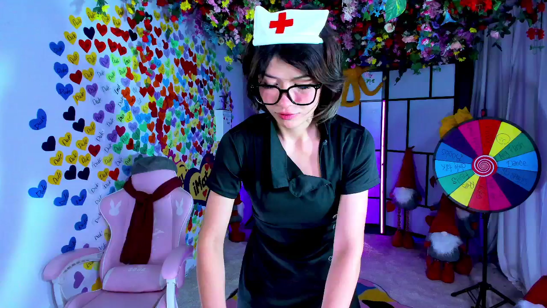 Gallery image thumbnail from Agostinha_Red's myfreecams stream on, 05/13/2025, 24:03 image 5 of 20