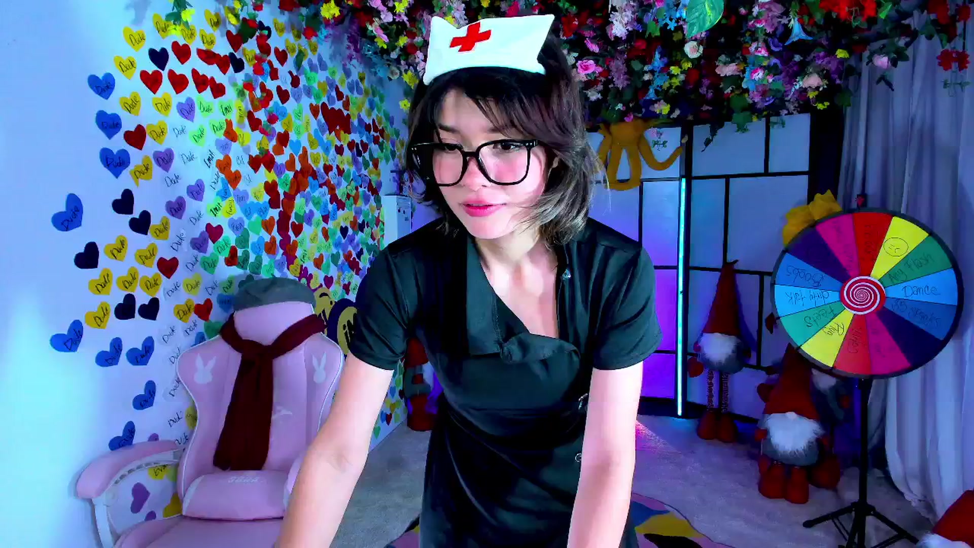 Gallery image thumbnail from Agostinha_Red's myfreecams stream on, 05/13/2025, 24:03 image 3 of 20