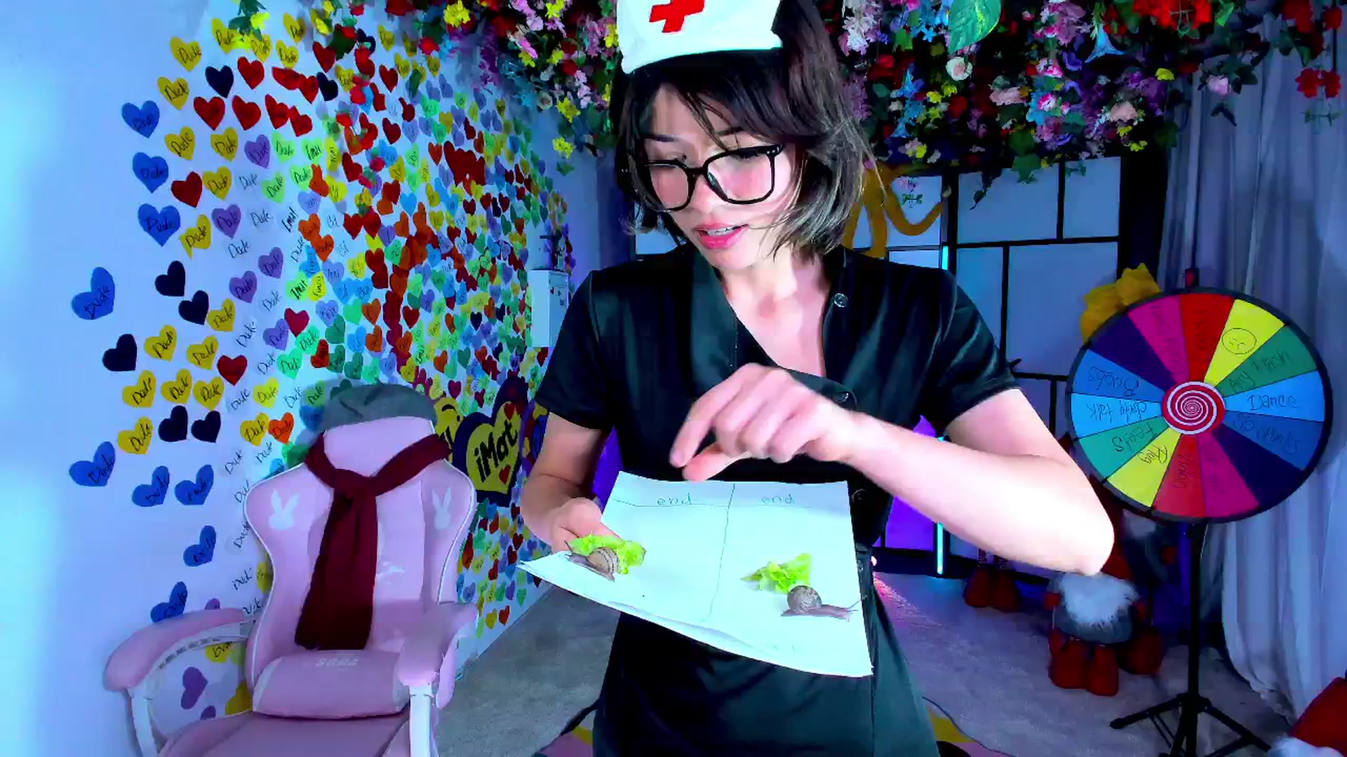 Gallery image thumbnail from Agostinha_Red's myfreecams stream on, 05/13/2025, 24:03 image 12 of 20