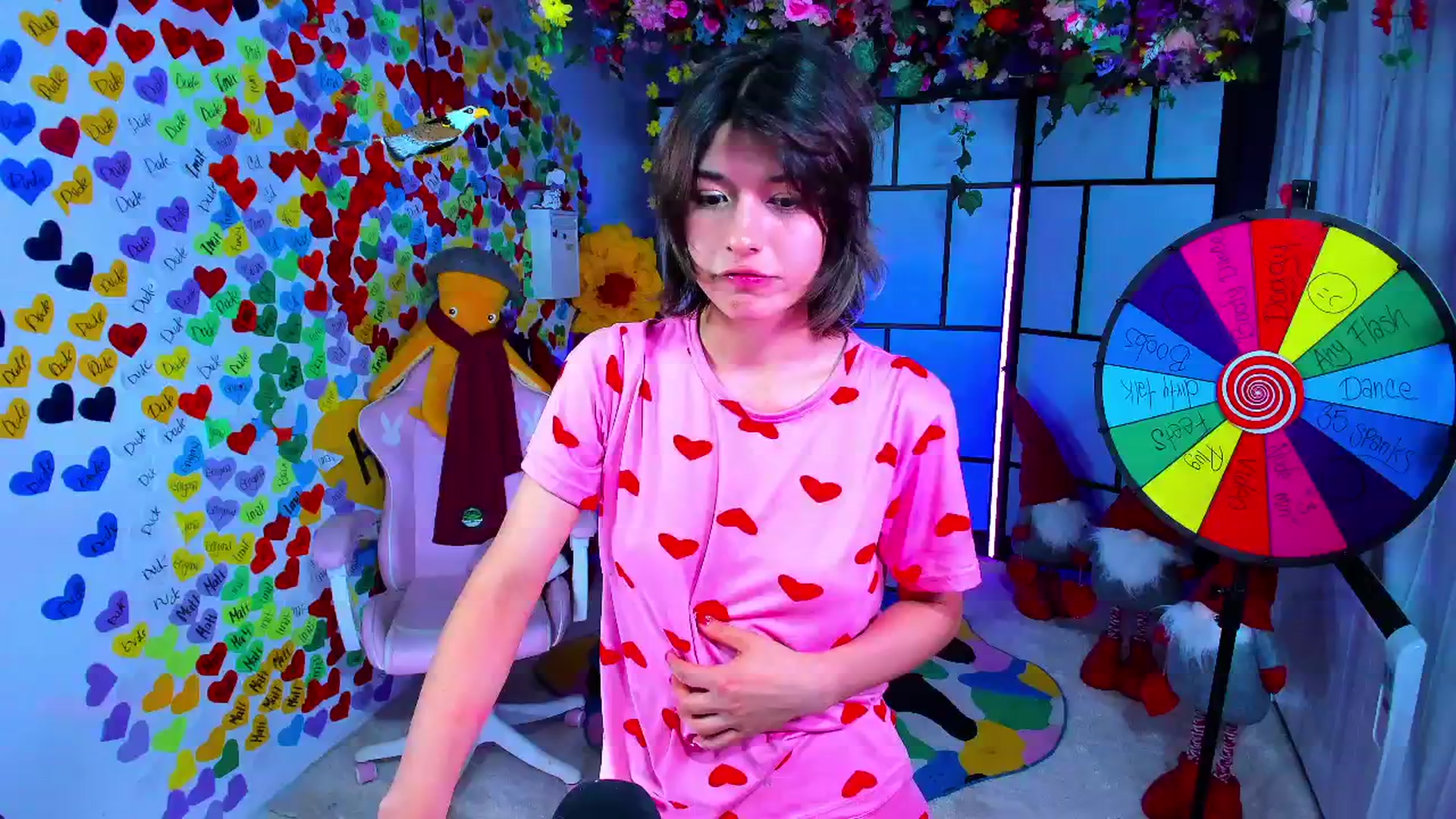 Gallery image thumbnail from Agostinha_Red's myfreecams stream on, 05/21/2025, 16:12 image 11 of 20