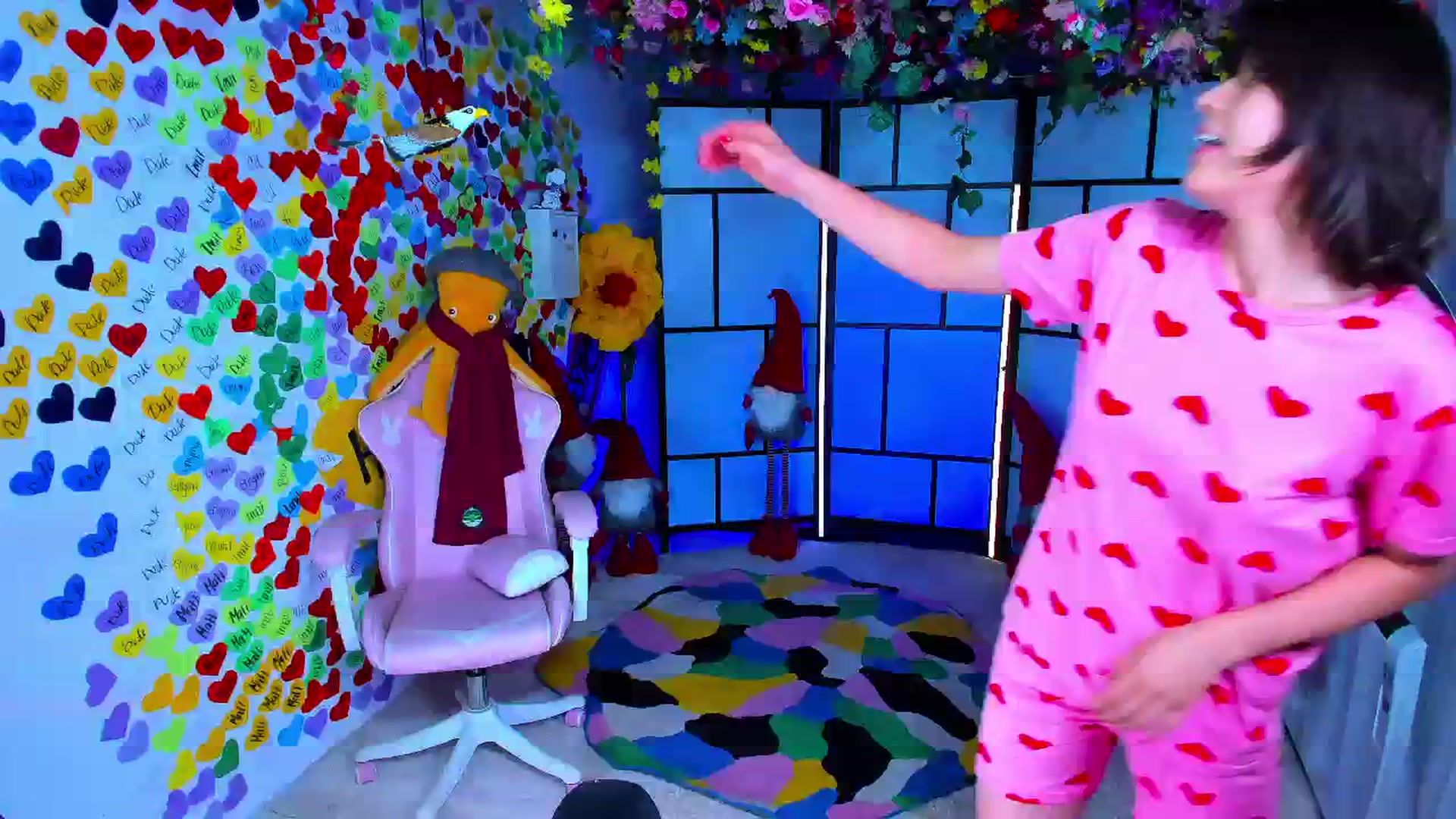 Gallery image thumbnail from Agostinha_Red's myfreecams stream on, 05/21/2025, 16:12 image 13 of 20