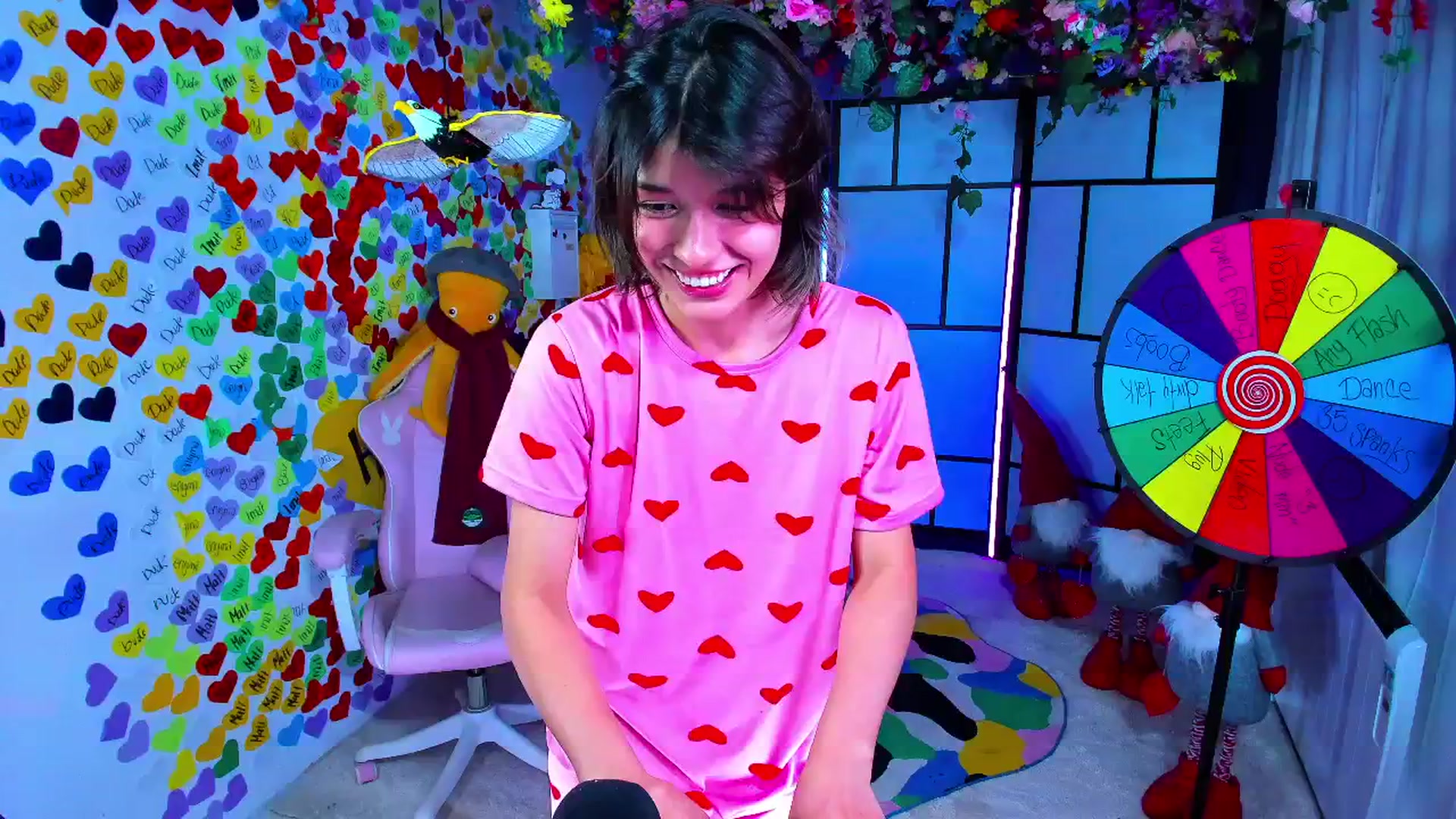 Gallery image thumbnail from Agostinha_Red's myfreecams stream on, 05/21/2025, 16:12 image 17 of 20