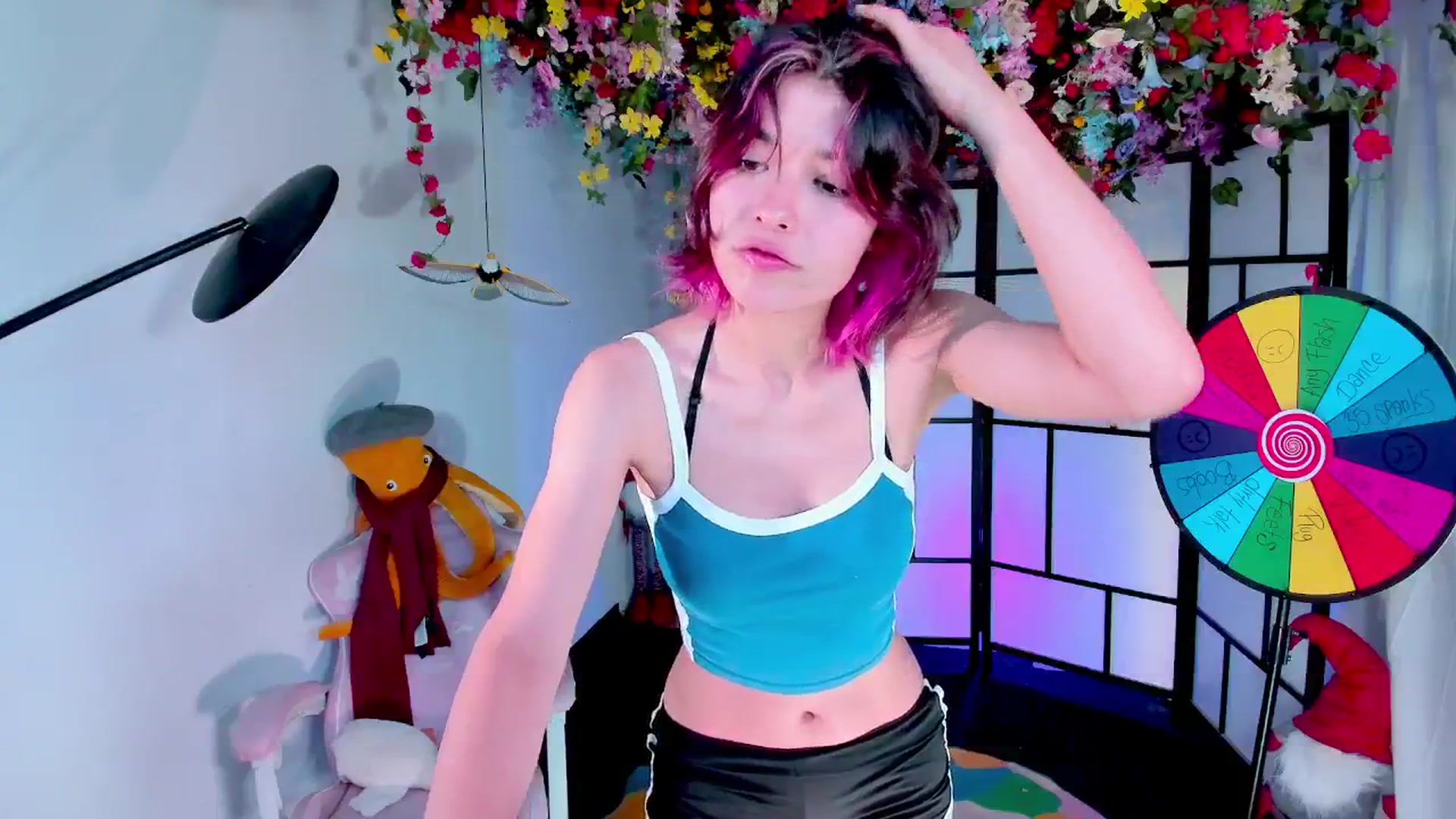 Gallery image thumbnail from Agostinha_Red's myfreecams stream on, 06/26/2025, 16:07 image 5 of 20