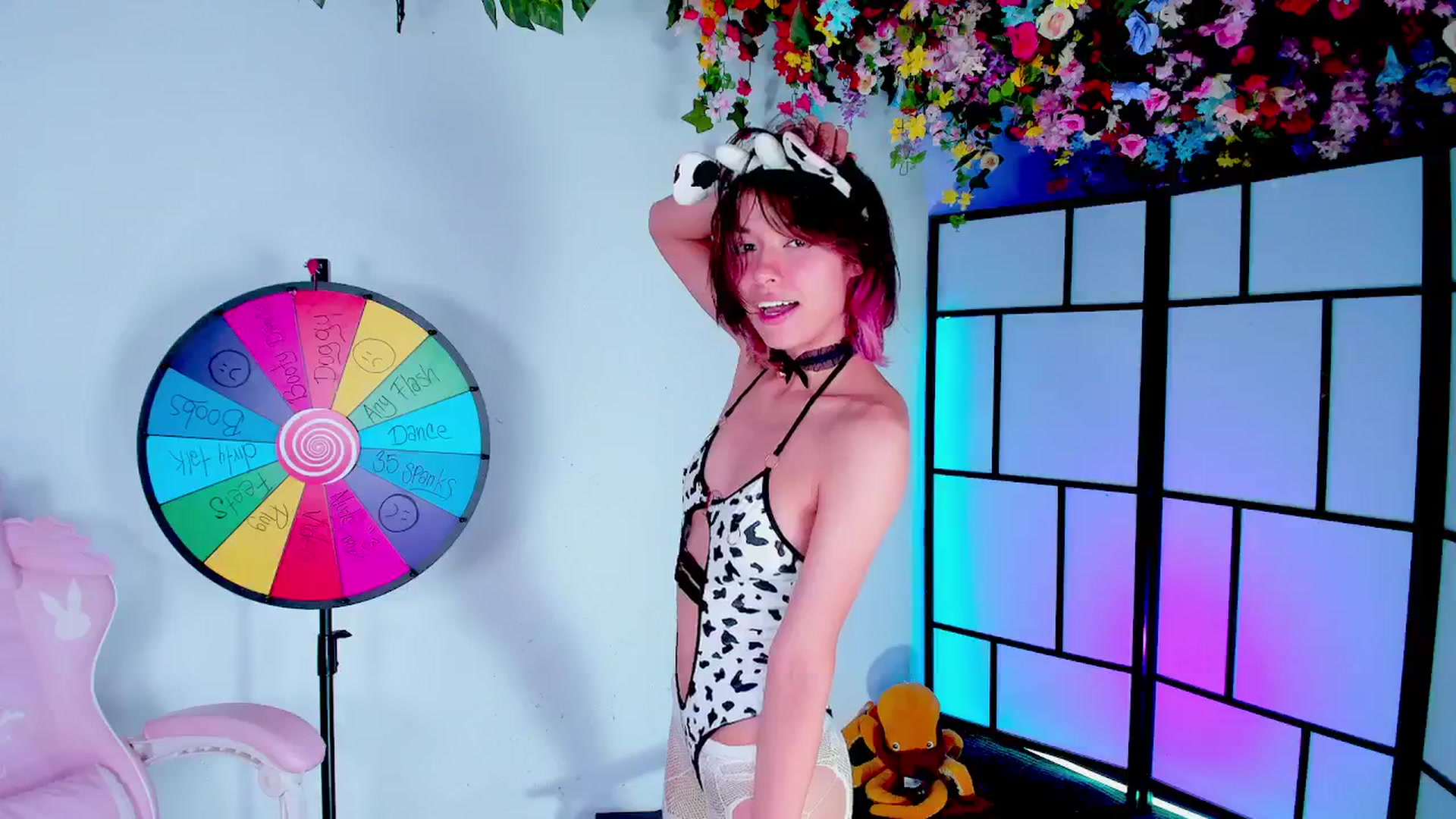 Gallery image thumbnail from Agostinha_Red's myfreecams stream on, 07/11/2025, 04:35 image 4 of 20