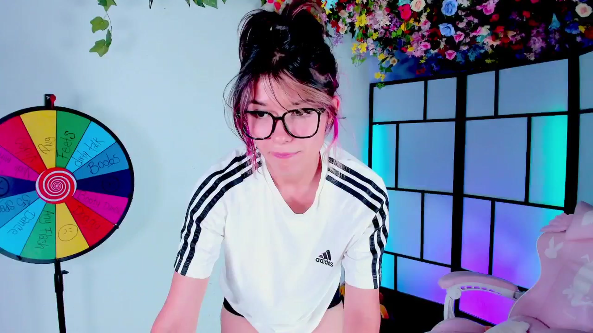 Gallery image thumbnail from Agostinha_Red's myfreecams stream on, 07/12/2025, 03:47 image 20 of 20