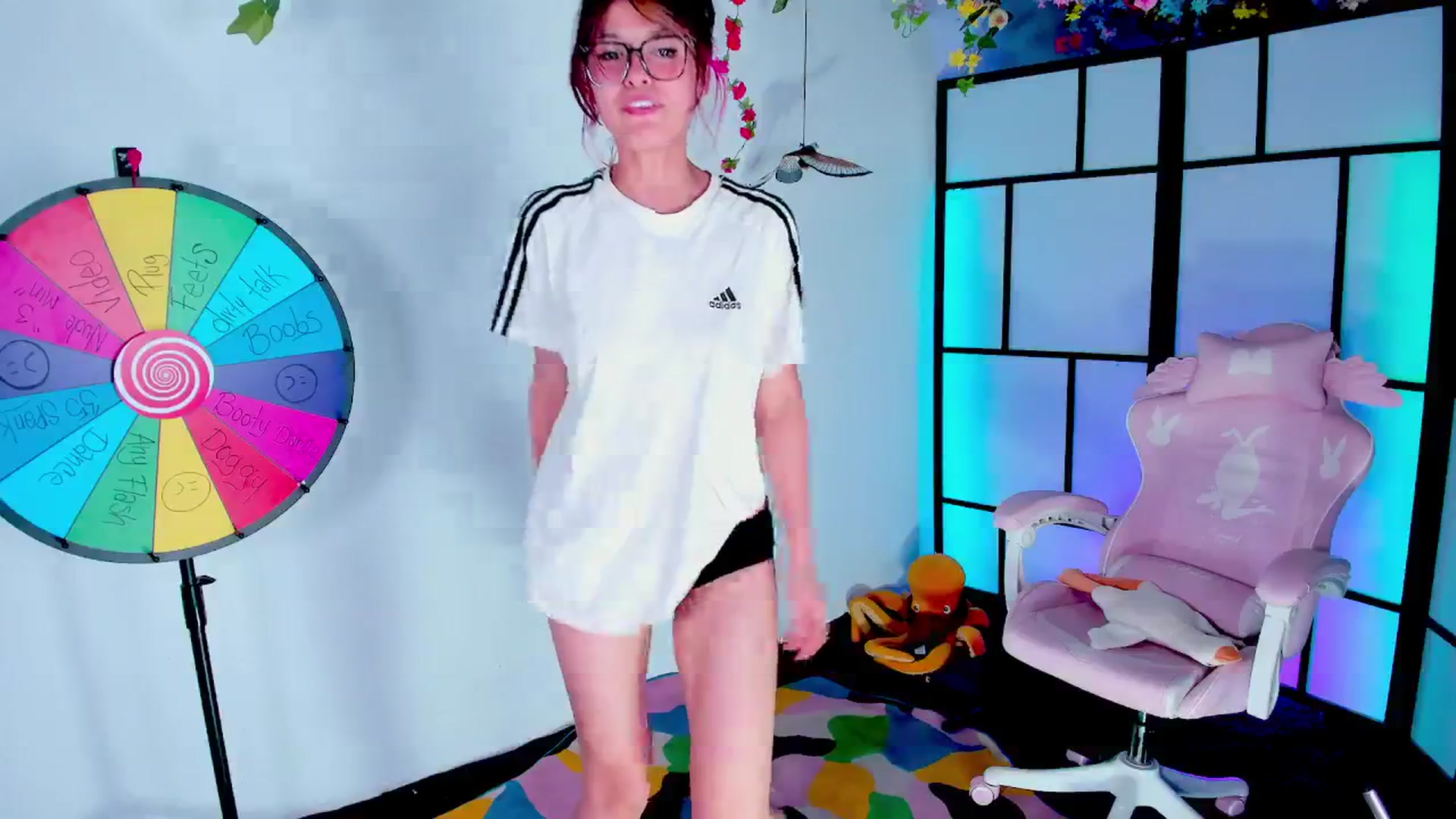 Gallery image thumbnail from Agostinha_Red's myfreecams stream on, 07/12/2025, 06:36 image 4 of 20