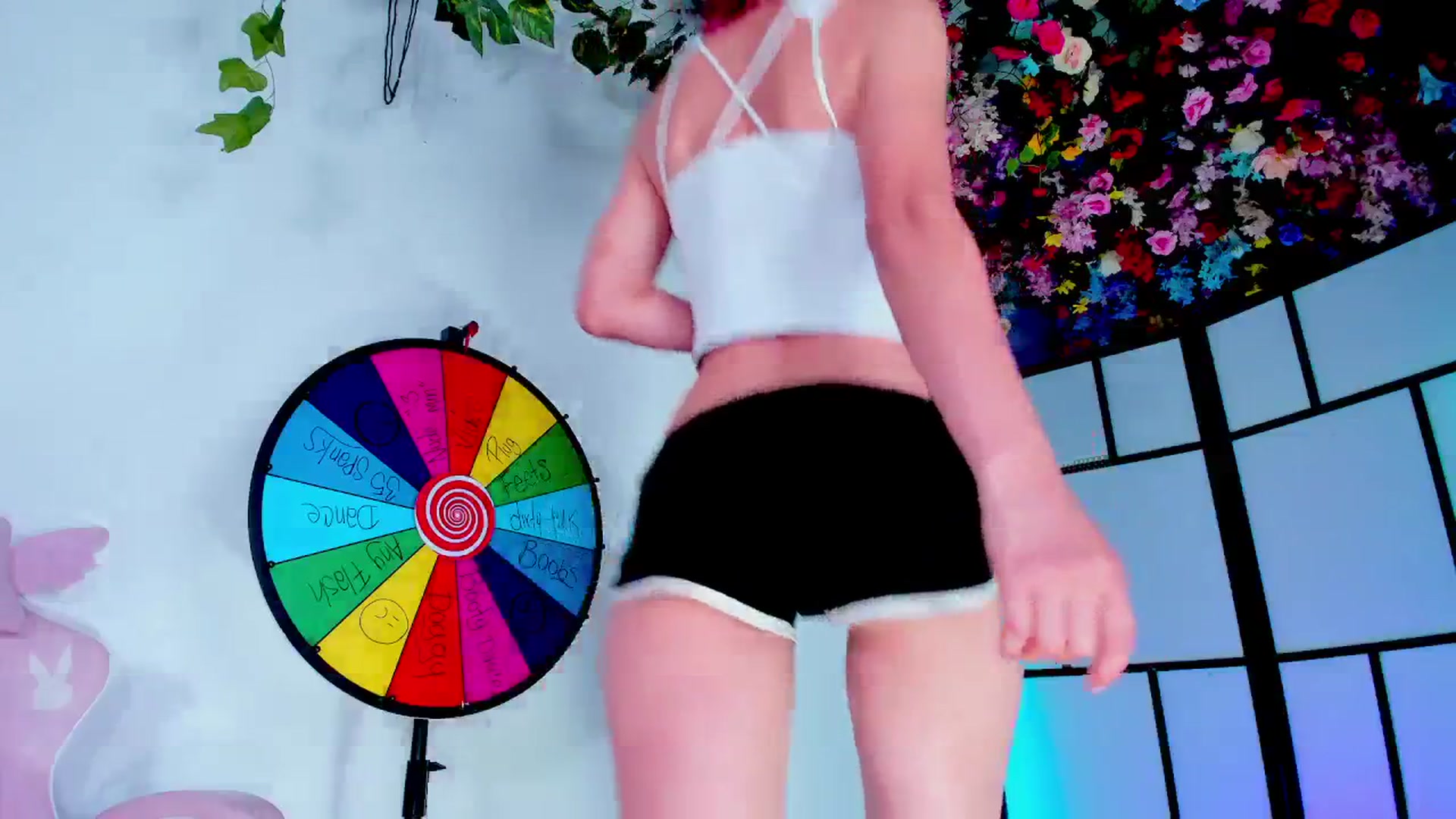 Gallery image thumbnail from Agostinha_Red's myfreecams stream on, 07/15/2025, 04:26 image 16 of 20