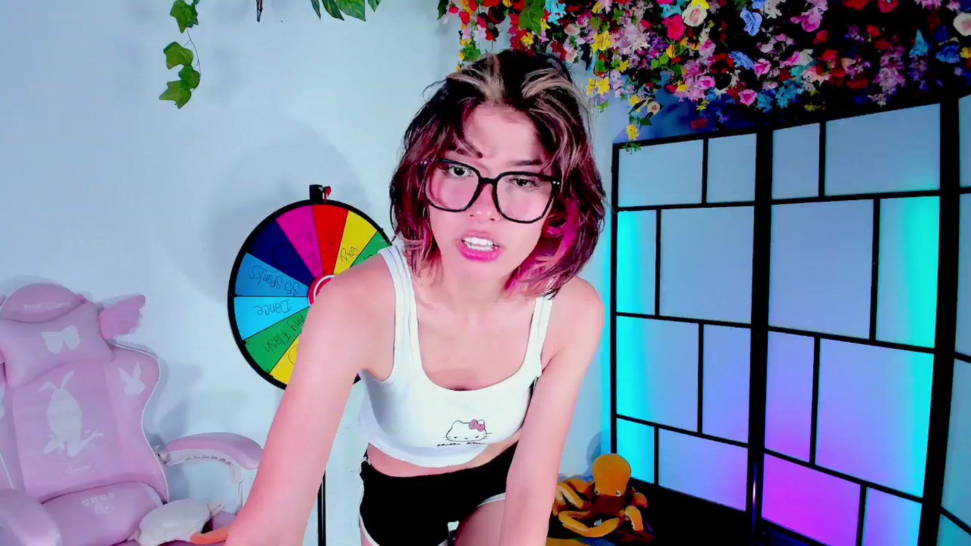 Gallery image thumbnail from Agostinha_Red's myfreecams stream on, 07/15/2025, 04:26 image 20 of 20