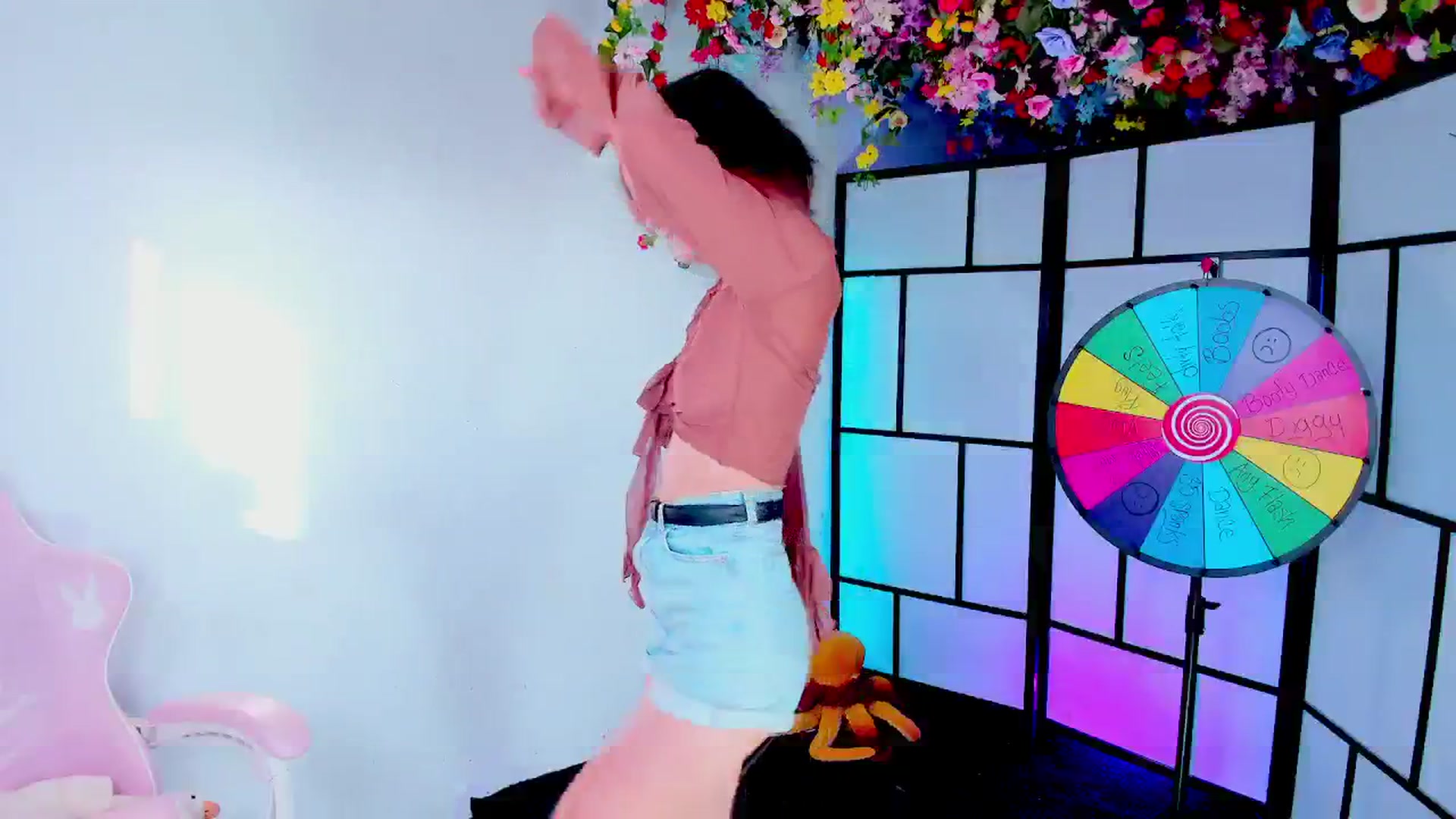 Gallery image thumbnail from Agostinha_Red's myfreecams stream on, 07/26/2025, 08:46 image 6 of 20