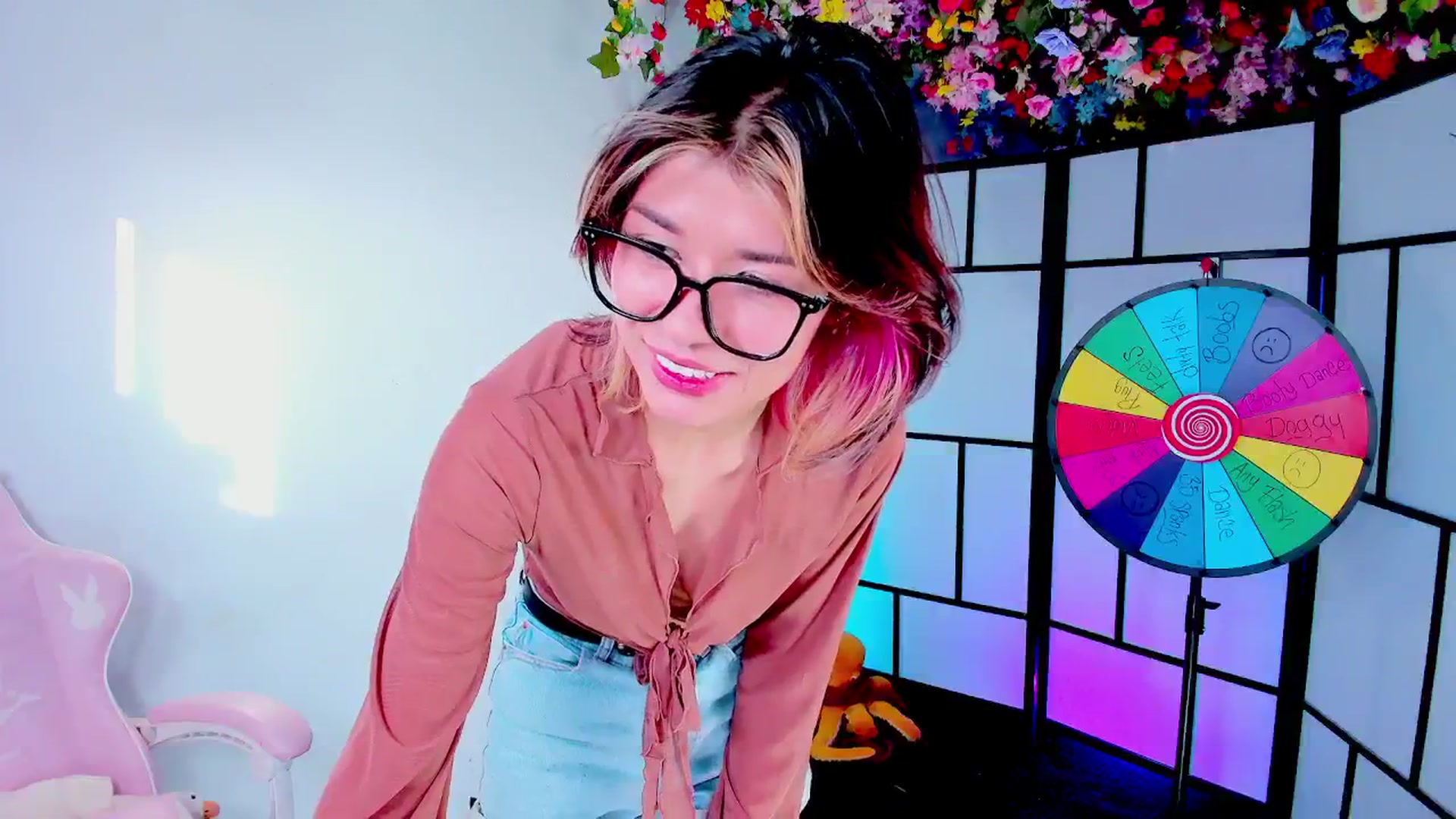 Gallery image thumbnail from Agostinha_Red's myfreecams stream on, 07/26/2025, 08:46 image 5 of 20
