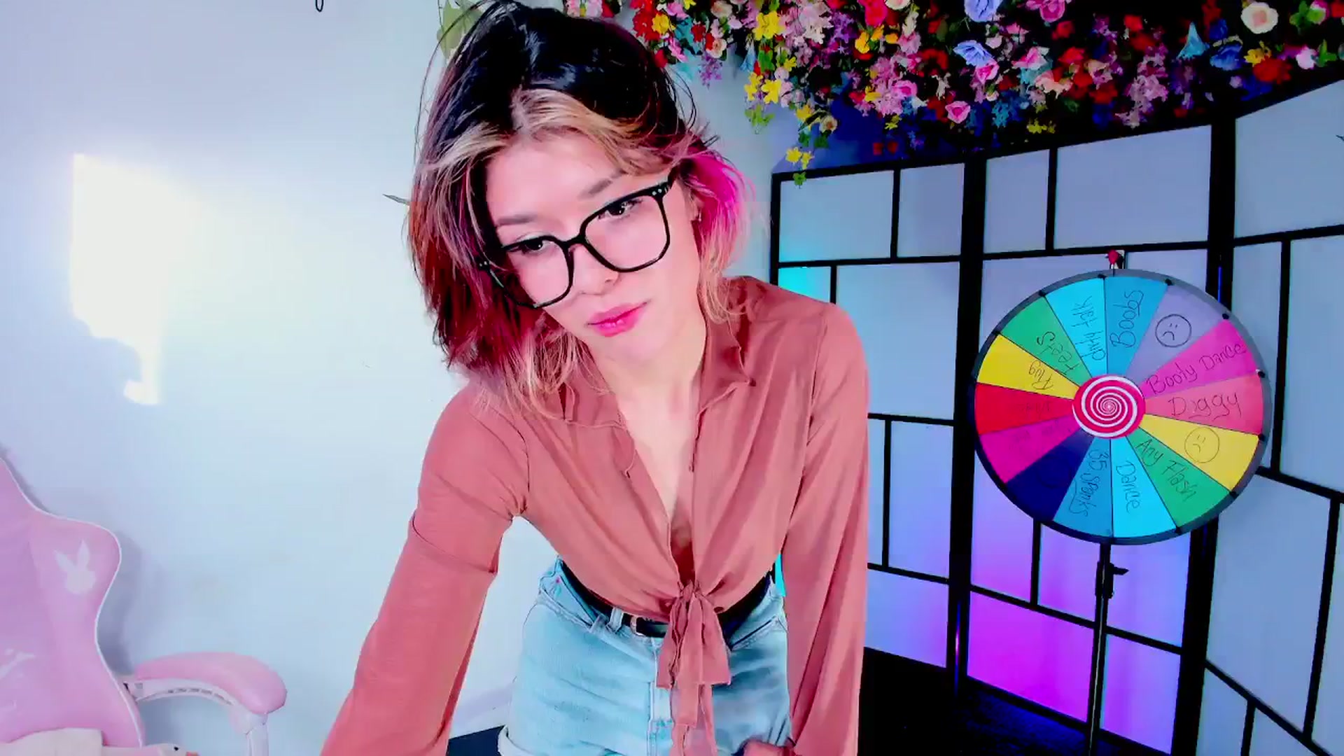 Gallery image thumbnail from Agostinha_Red's myfreecams stream on, 07/26/2025, 08:46 image 1 of 20